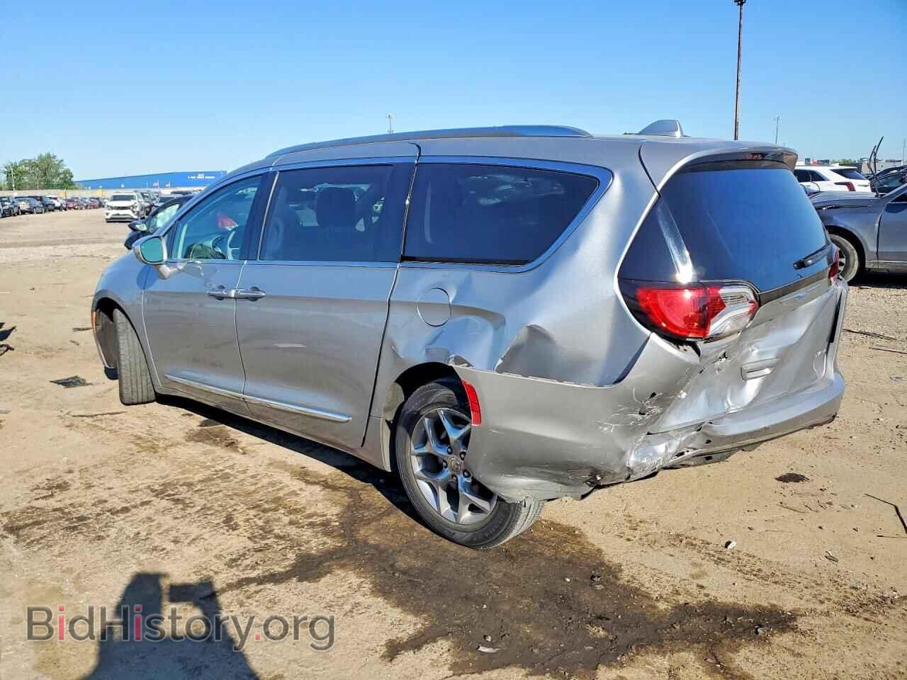 2018 CHRYSLER PACIFICA - VIN: 2C4RC1GG2JR232856 - Photo 2