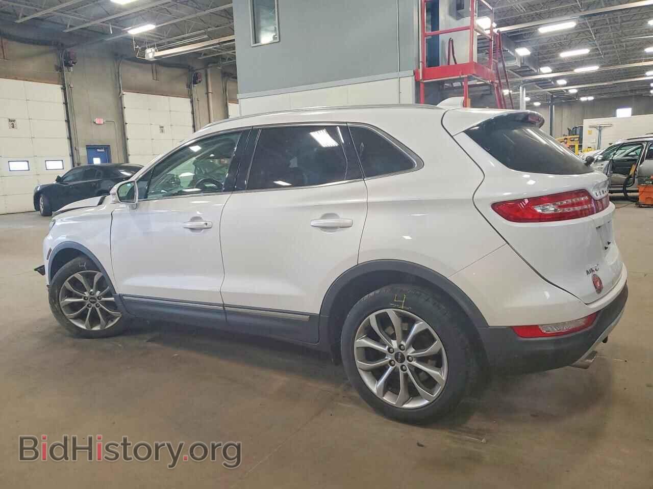 2018 LINCOLN MKC - VIN: 5LMCJ2D97JUL23348 - Photo 2