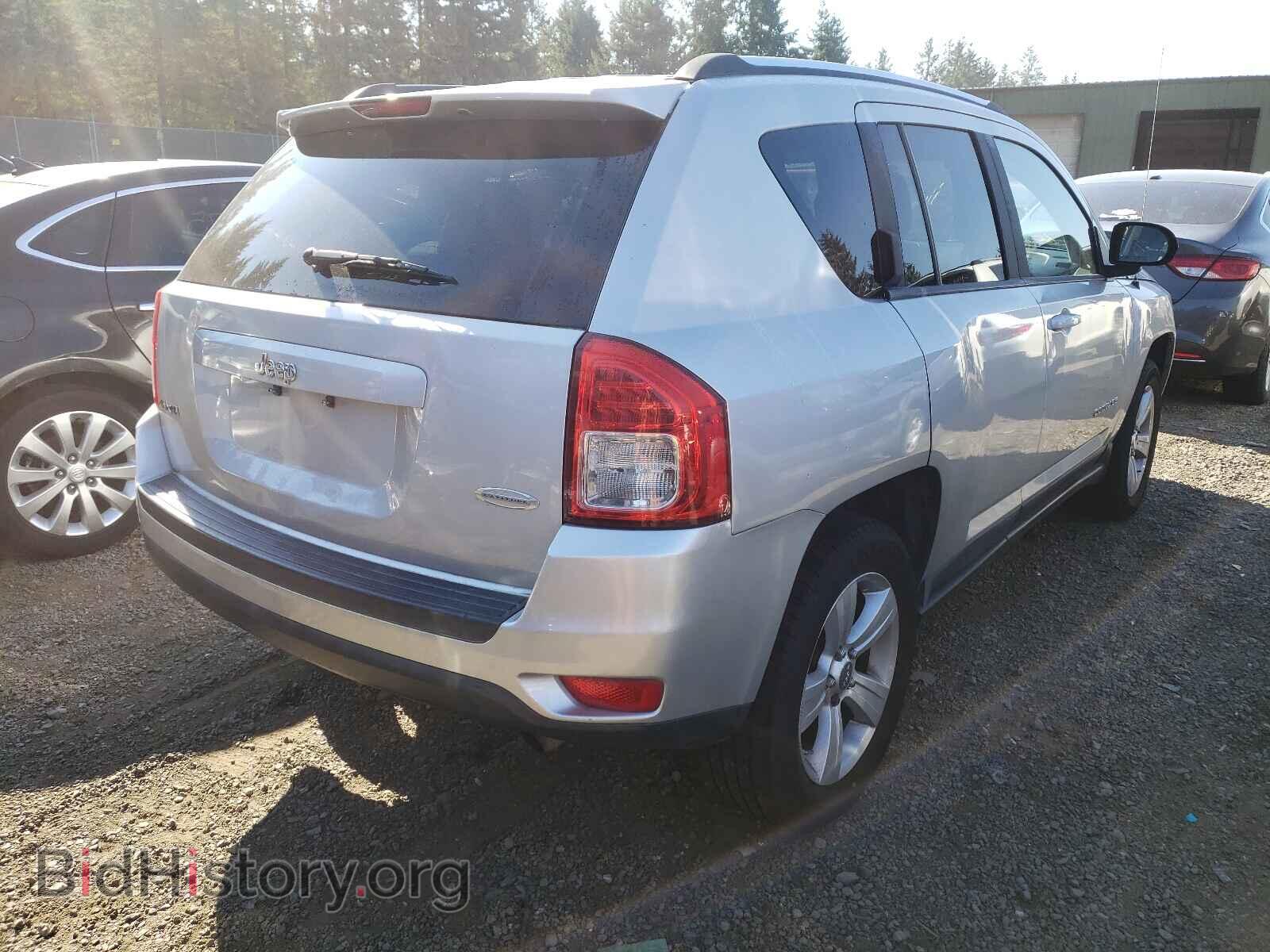 2011 JEEP COMPASS - VIN: 1J4NF1FB1BD182008 - Photo 4