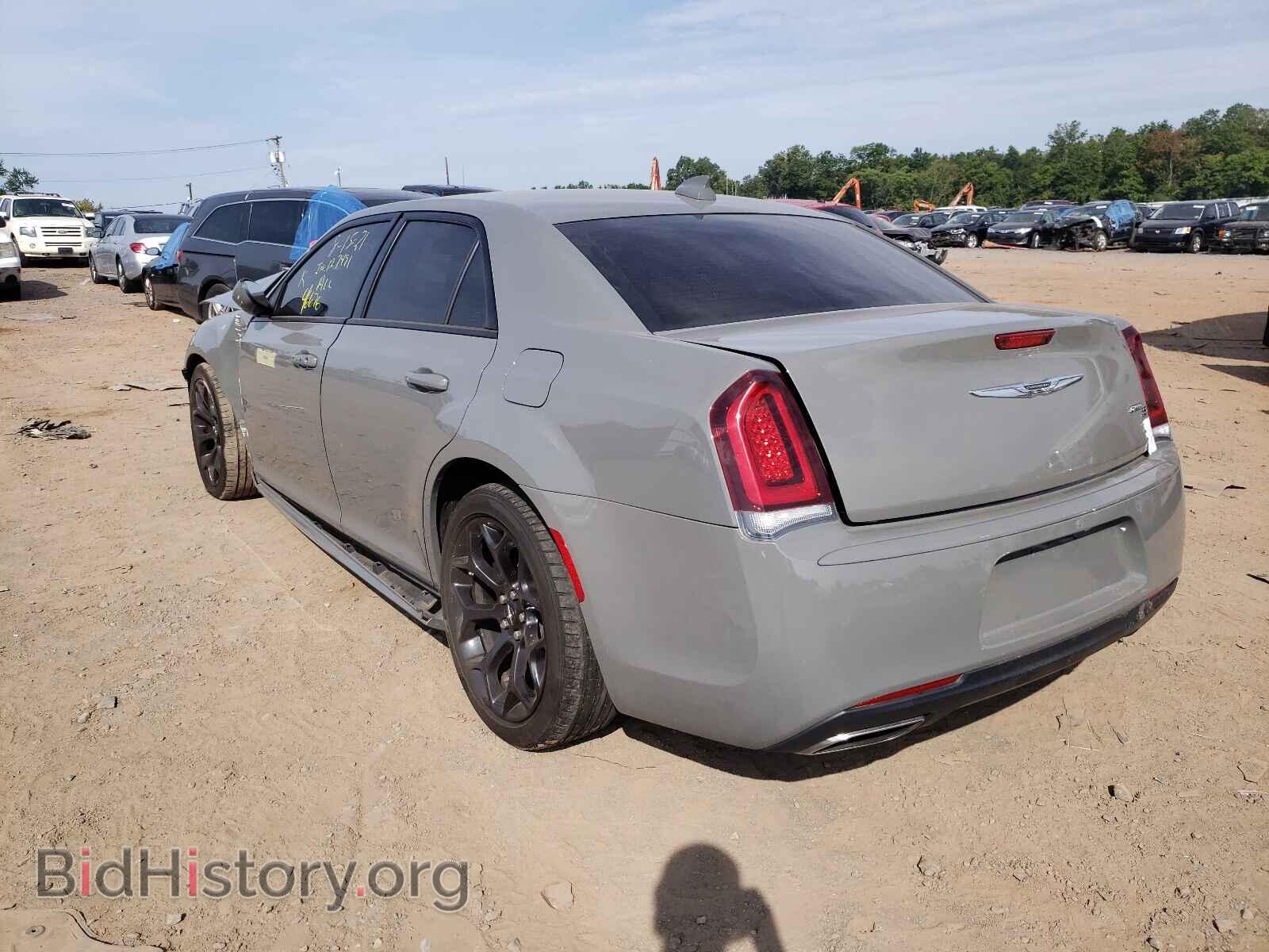 2019 CHRYSLER 300 - VIN: 2C3CCABG4KH637254 - Фото 3