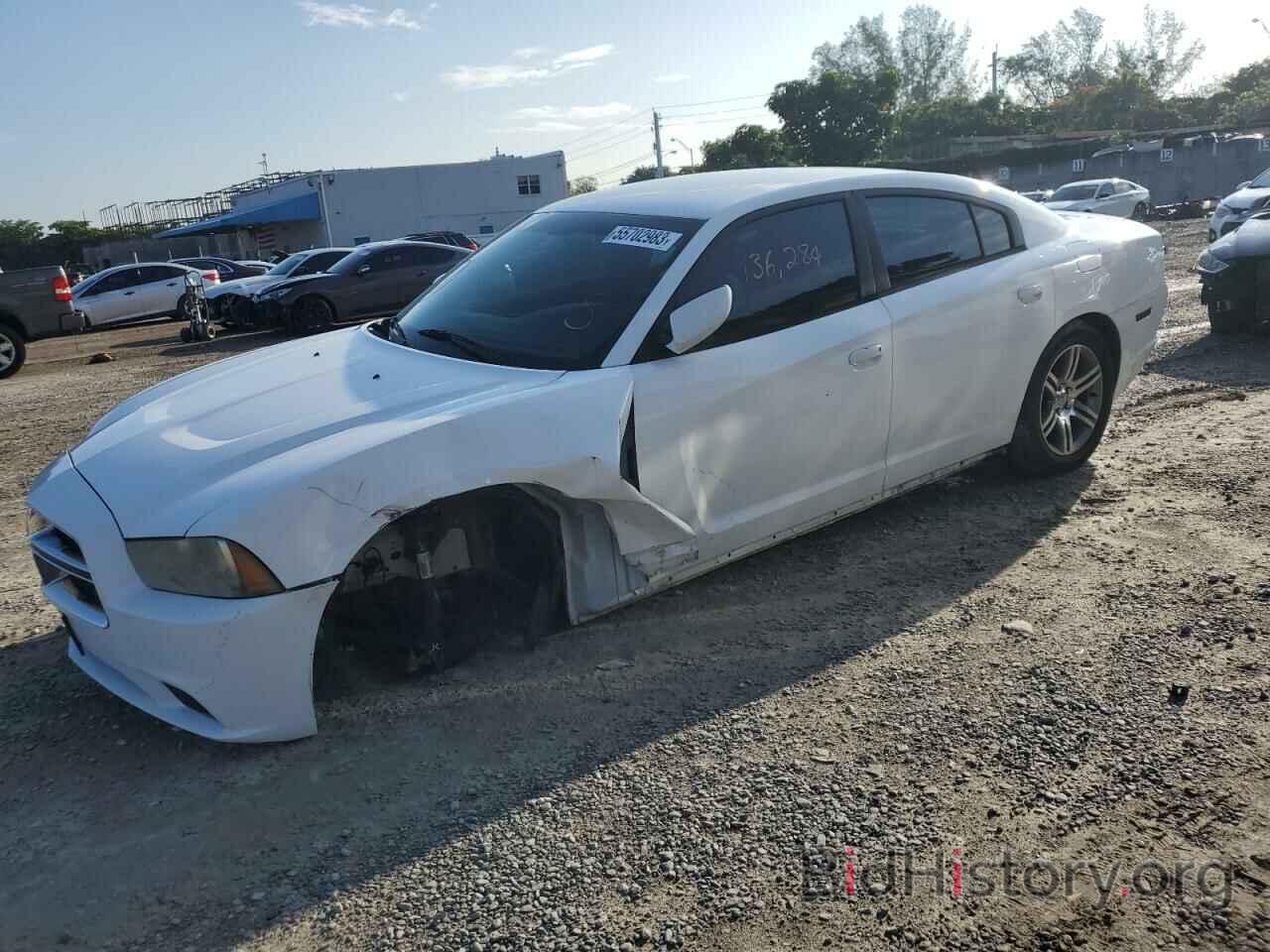 Photo 2C3CDXAT3DH701334 - DODGE CHARGER 2013
