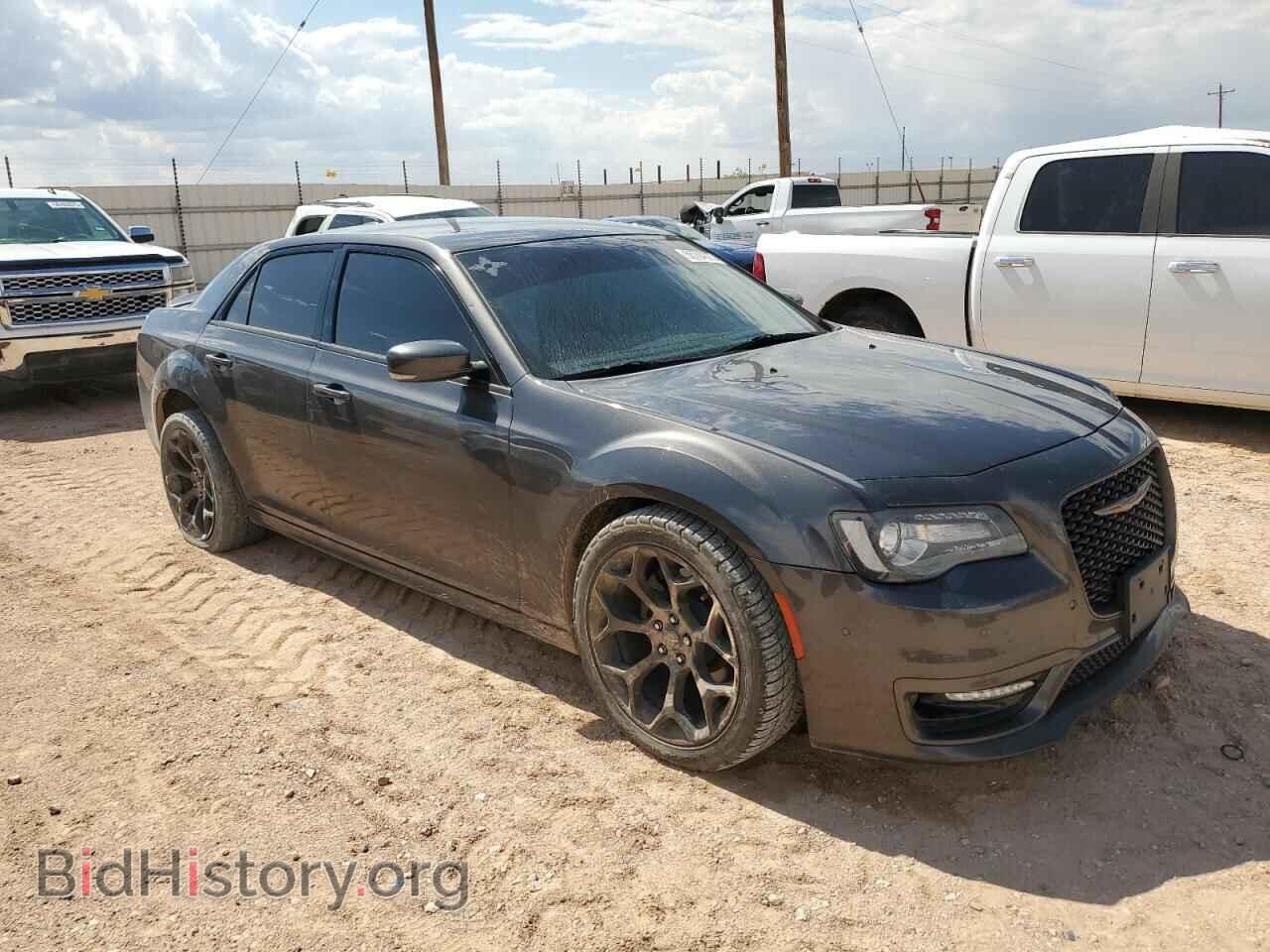 2017 CHRYSLER 300 - VIN: 2C3CCABT0HH580136 - Photo 4