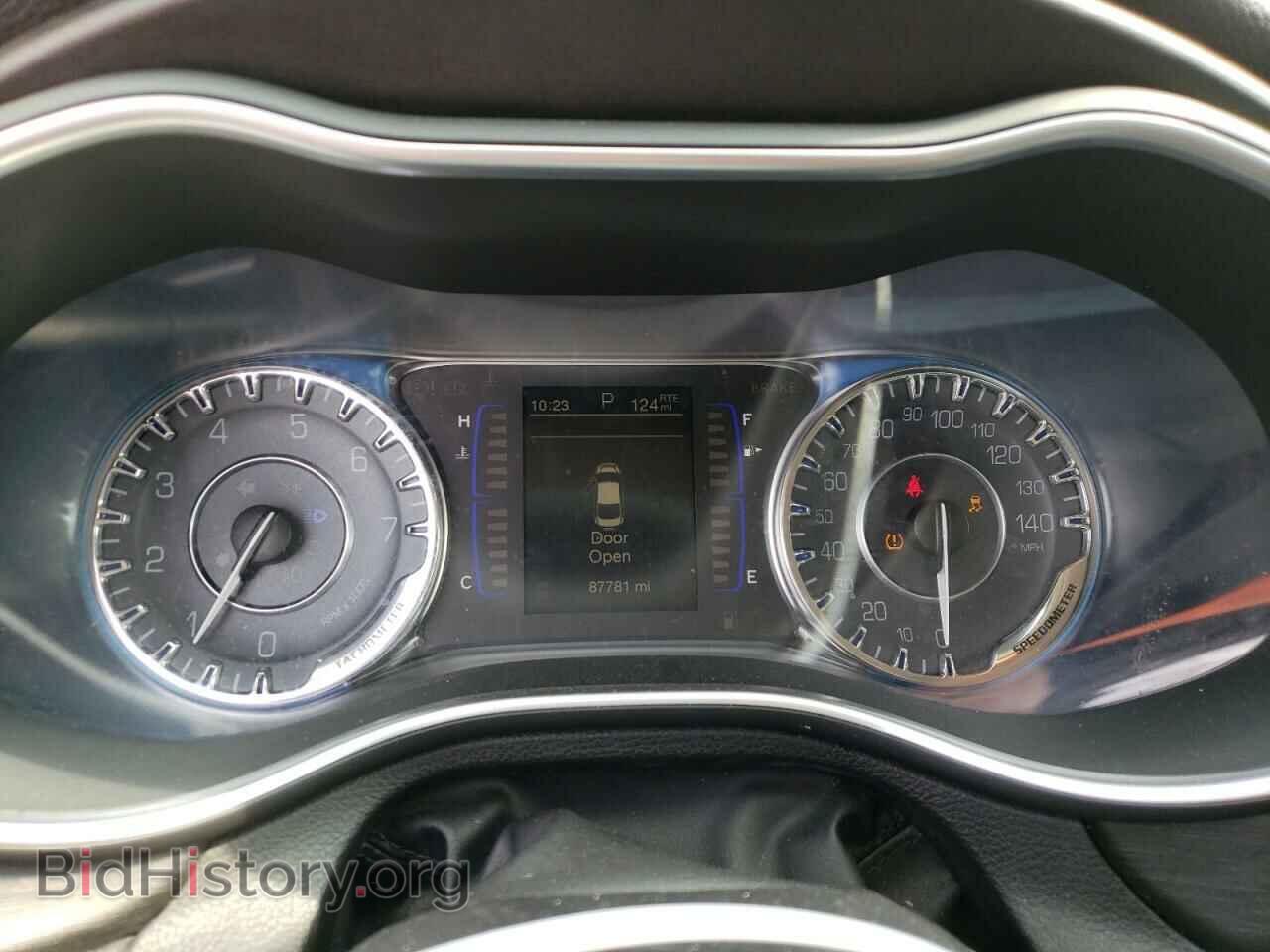 2016 CHRYSLER 200 - VIN: 1C3CCCAB1GN161772 - Фото 9