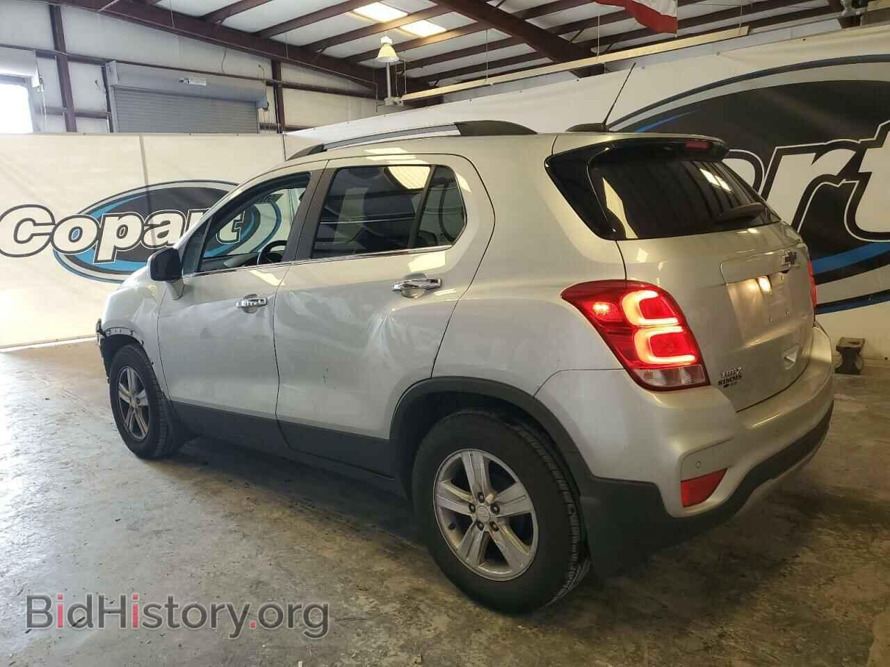 2020 CHEVROLET TRAX - VIN: 3GNCJLSB5LL325588 - Фото 2