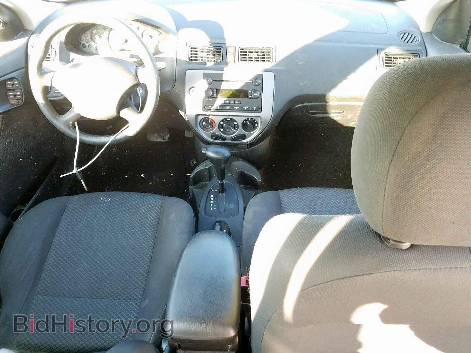 2005 FORD FOCUS - VIN: 3FAFP37N35R119666 - Фото 9
