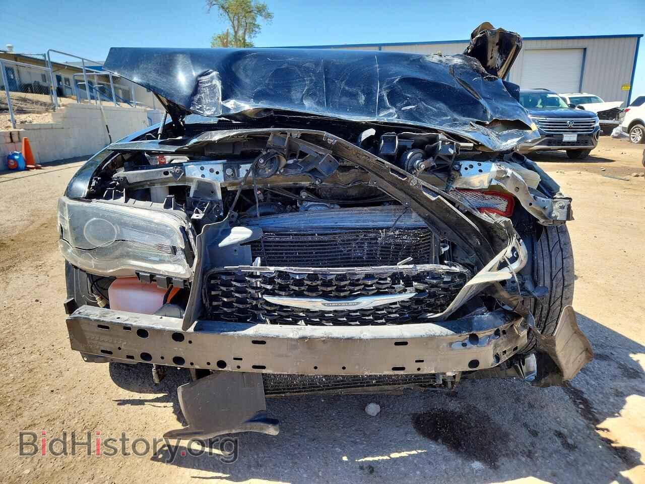 2019 CHRYSLER 300 - VIN: 2C3CCABT9KH564833 - Photo 5