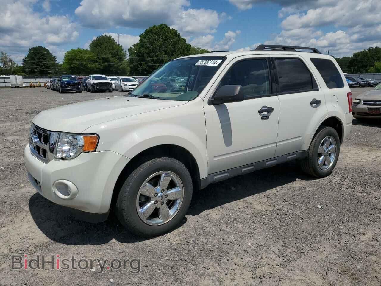 Фотография 1FMCU0D77AKC29575 - FORD ESCAPE 2010
