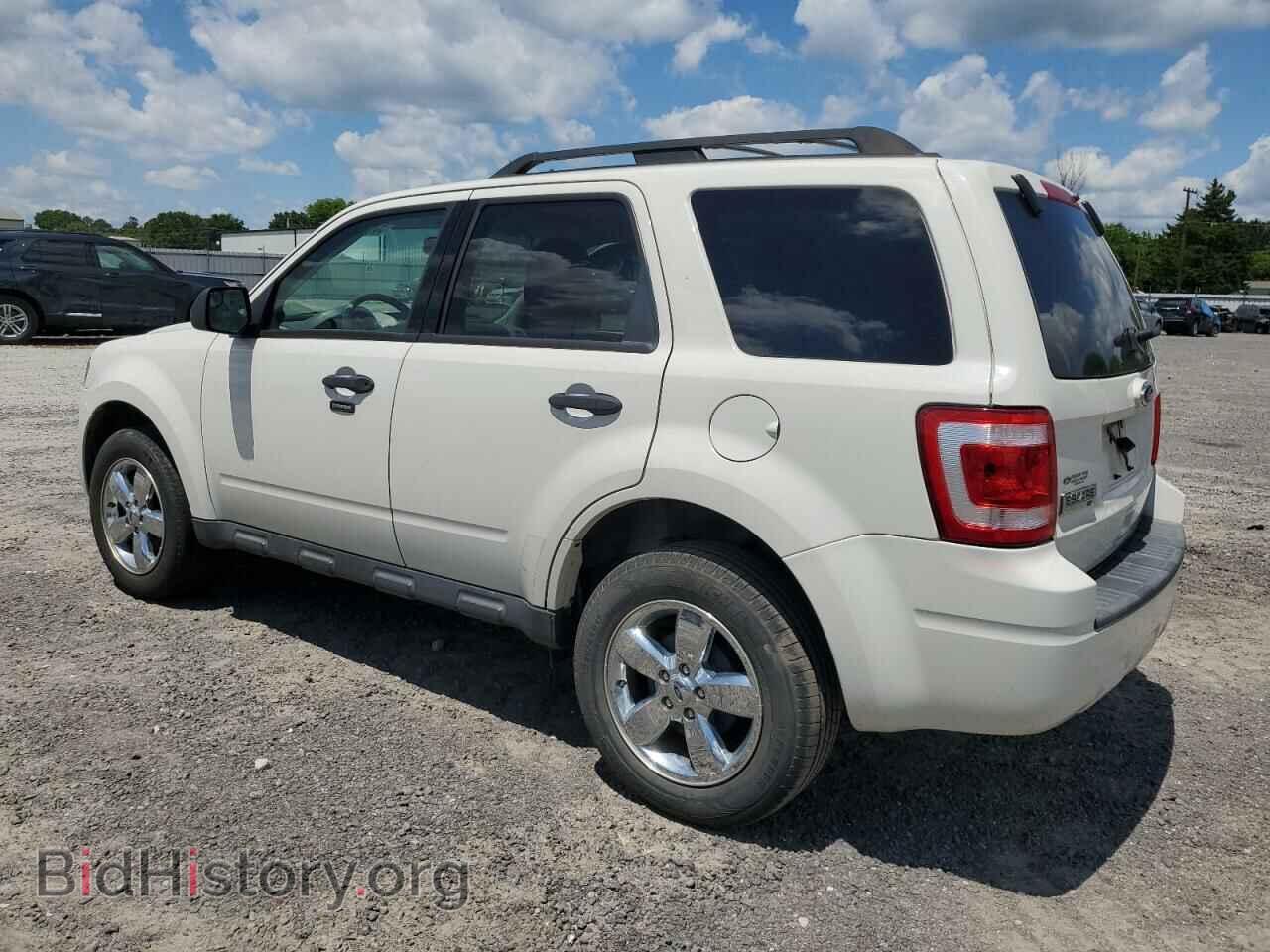 2010 FORD ESCAPE - VIN: 1FMCU0D77AKC29575 - Фото 2