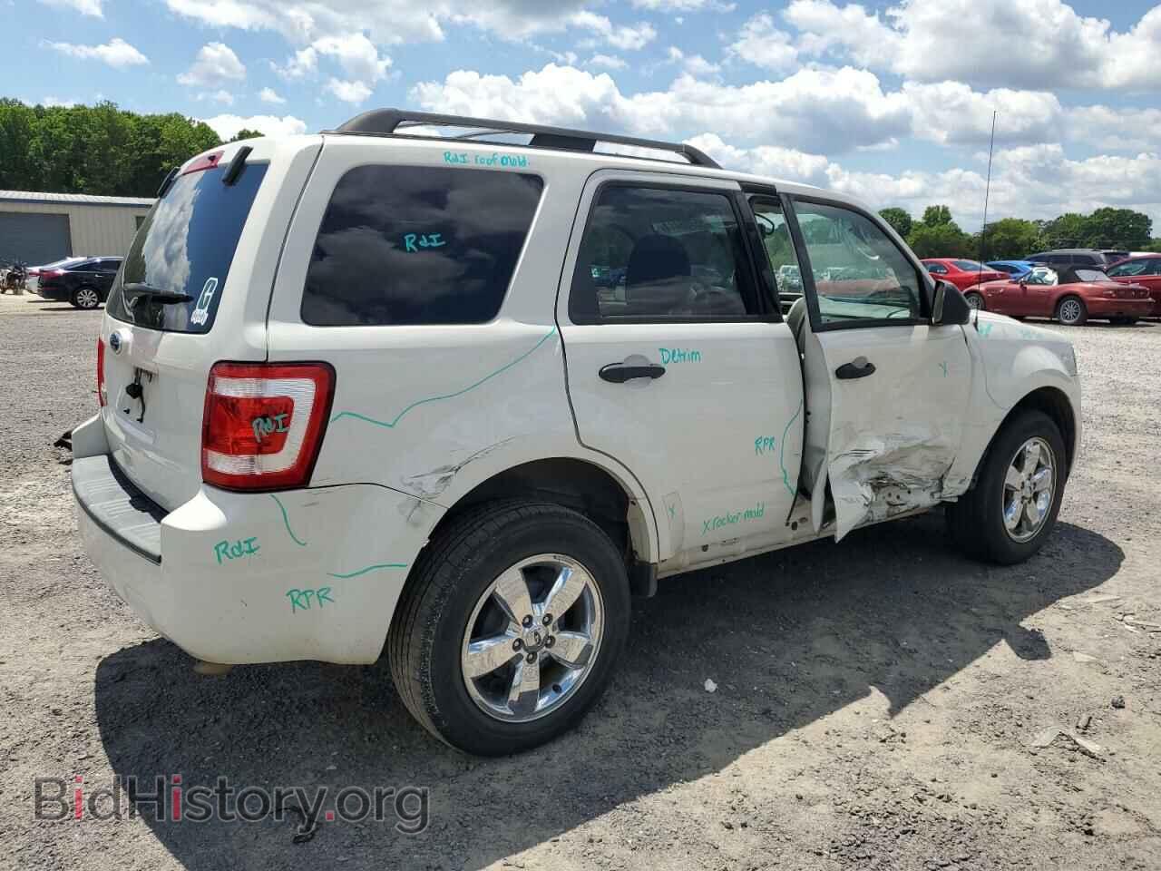 2010 FORD ESCAPE - VIN: 1FMCU0D77AKC29575 - Фото 3