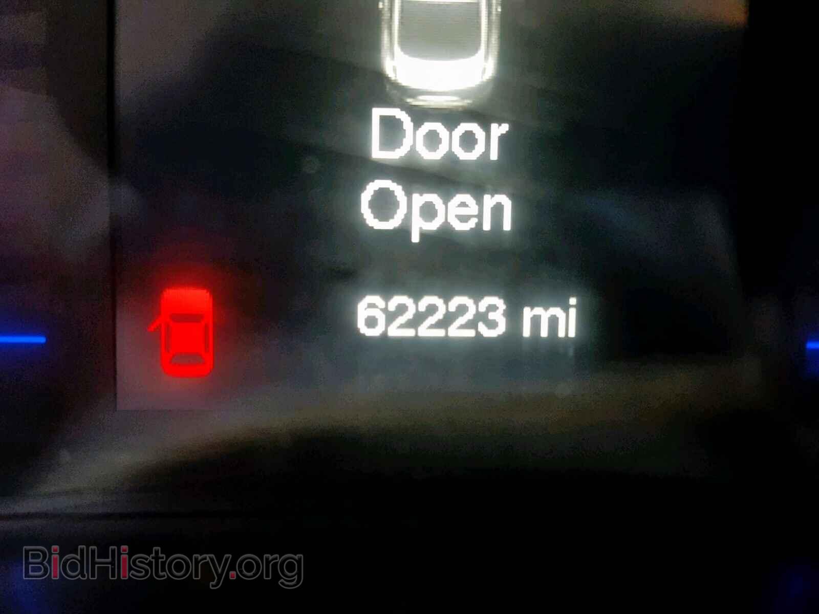 2016 CHRYSLER 200 - VIN: 1C3CCCAB4GN152774 - Фото 8