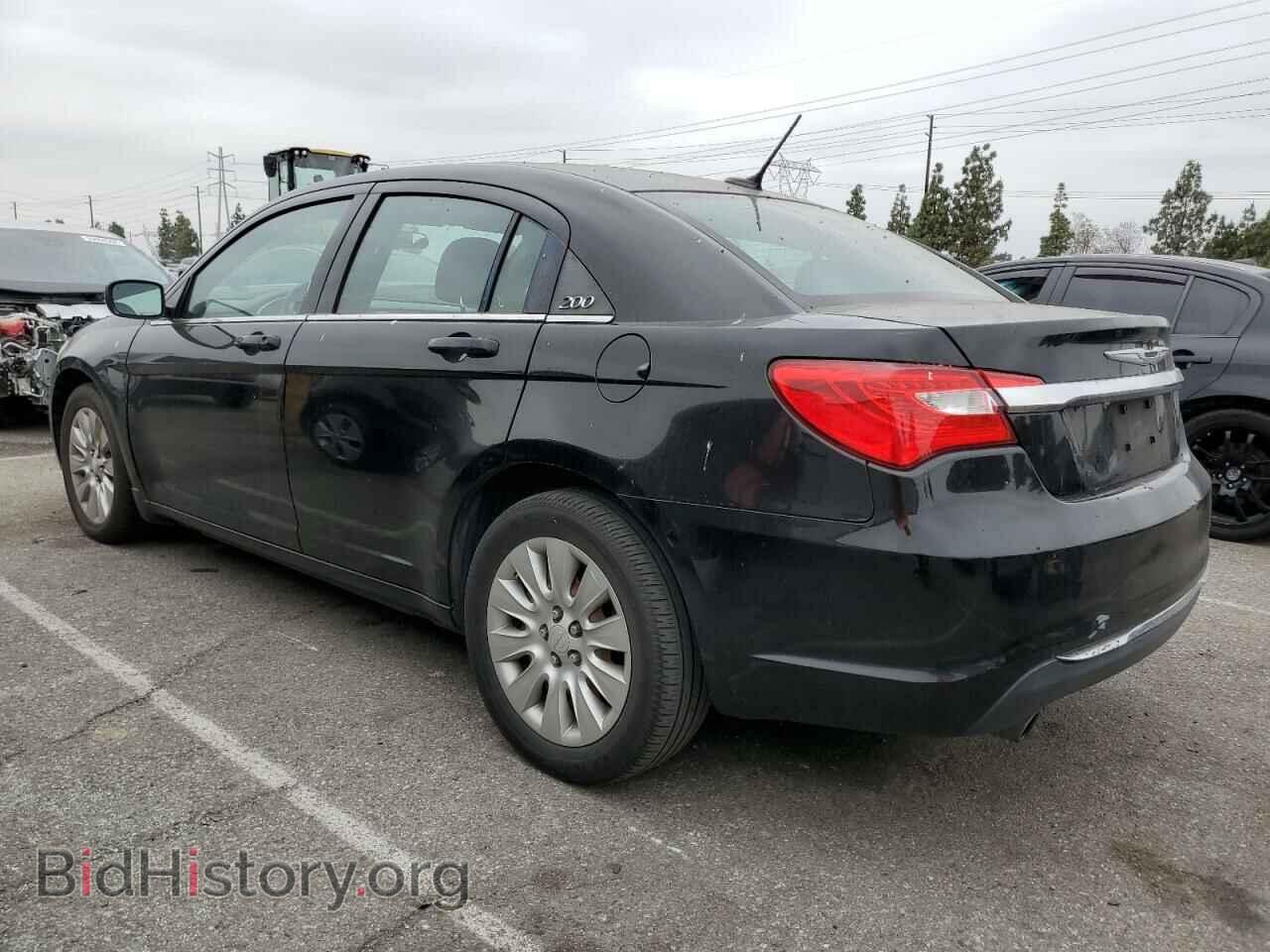 2013 CHRYSLER 200 - VIN: 1C3CCBAG6DN737745 - Фото 2