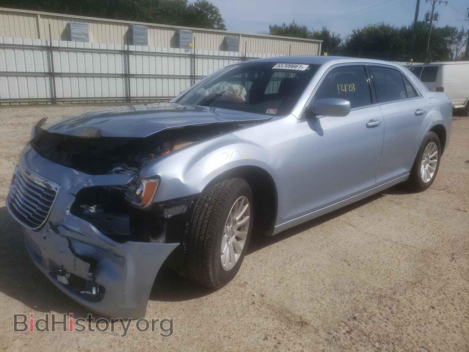 2012 CHRYSLER 300 - VIN: 2C3CCAAG1CH153450 - Фото 2