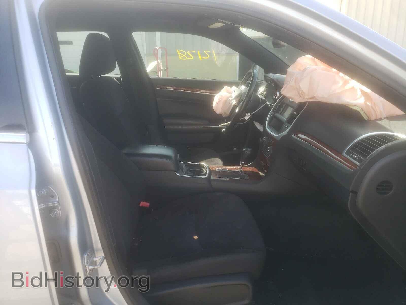 2012 CHRYSLER 300 - VIN: 2C3CCAAG1CH153450 - Фото 5