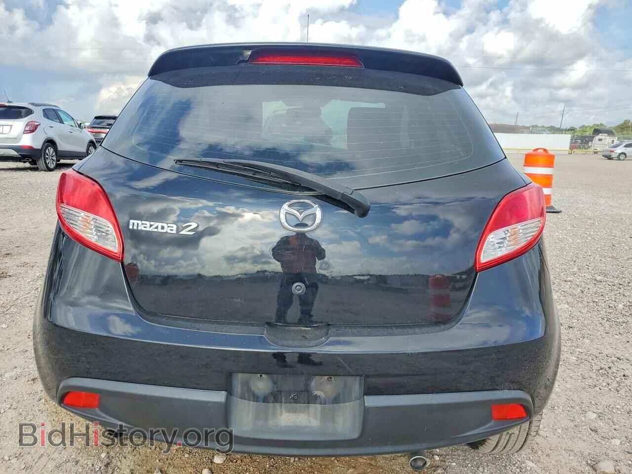 2011 Mazda 2 (VIN JM1DE1HY9B0109756) — фото 6 из 14