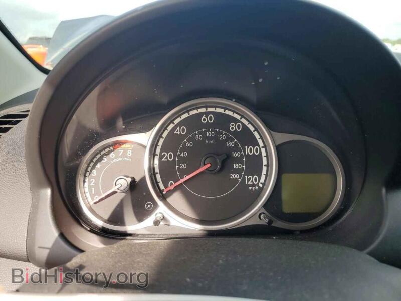 2011 Mazda 2 (VIN JM1DE1HY9B0109756) — фото 9 из 14