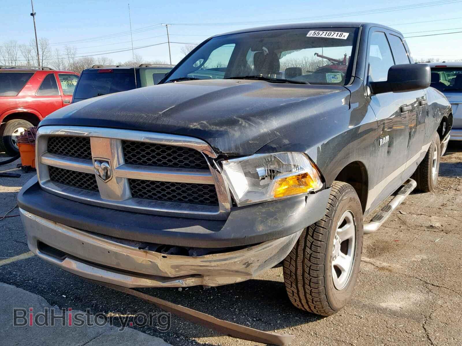 2010 DODGE RAM 1500 - VIN: 1D7RV1GPXAS235177 - Фото 2