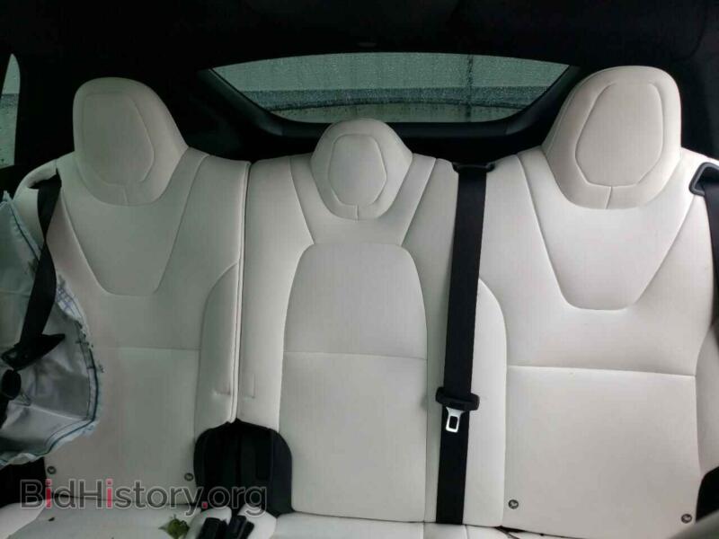2017 Tesla MODEL X (VIN 5YJXCDE20HF066617) — фото 10 из 14