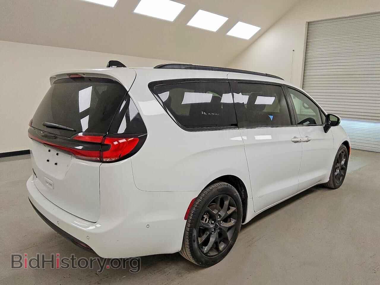 2023 CHRYSLER PACIFICA - VIN: 2C4RC1BG5PR598861 - Photo 3