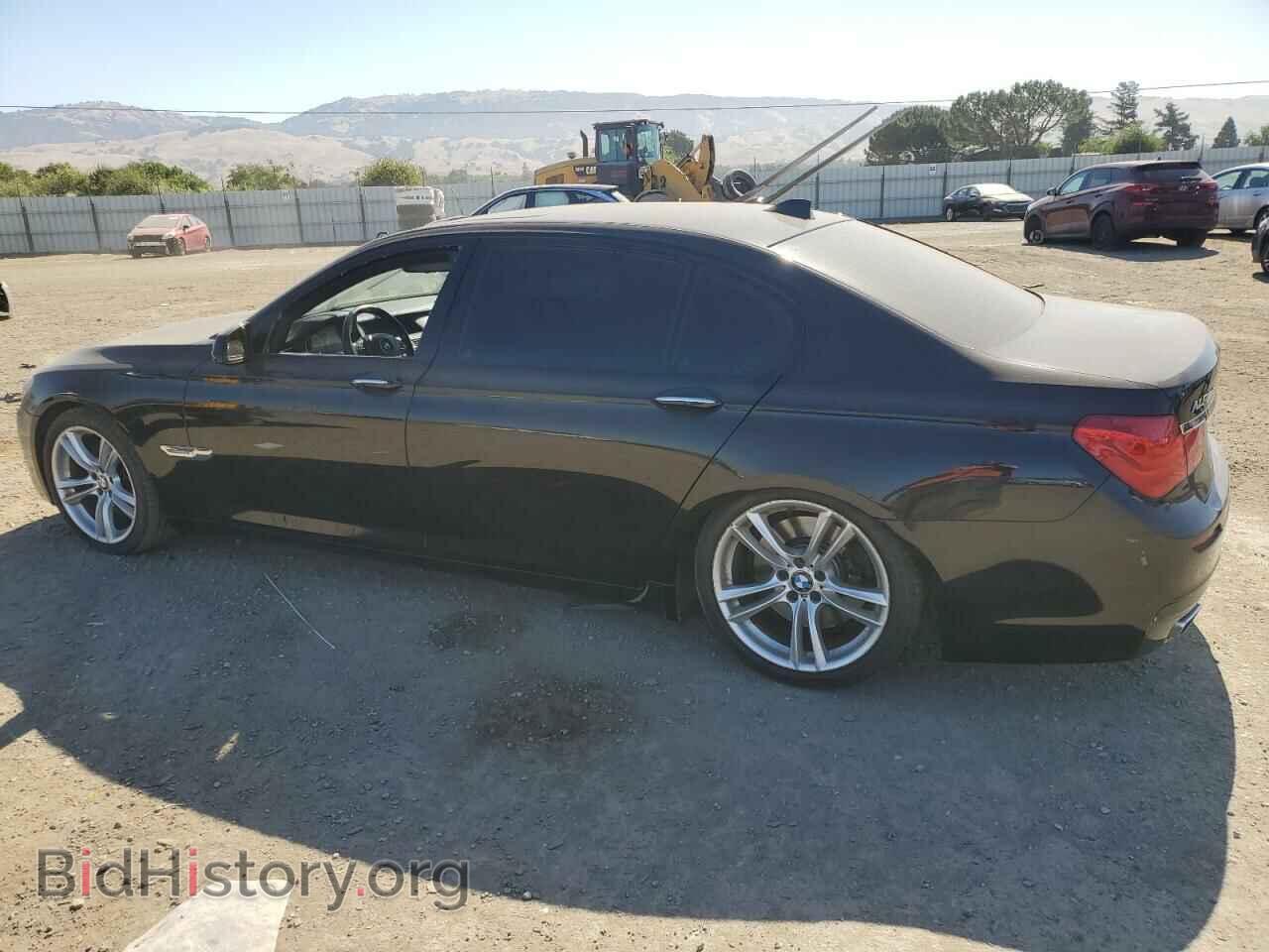 2012 BMW 7 SERIES - VIN: WBAKB8C55CC963971 - Фото 2