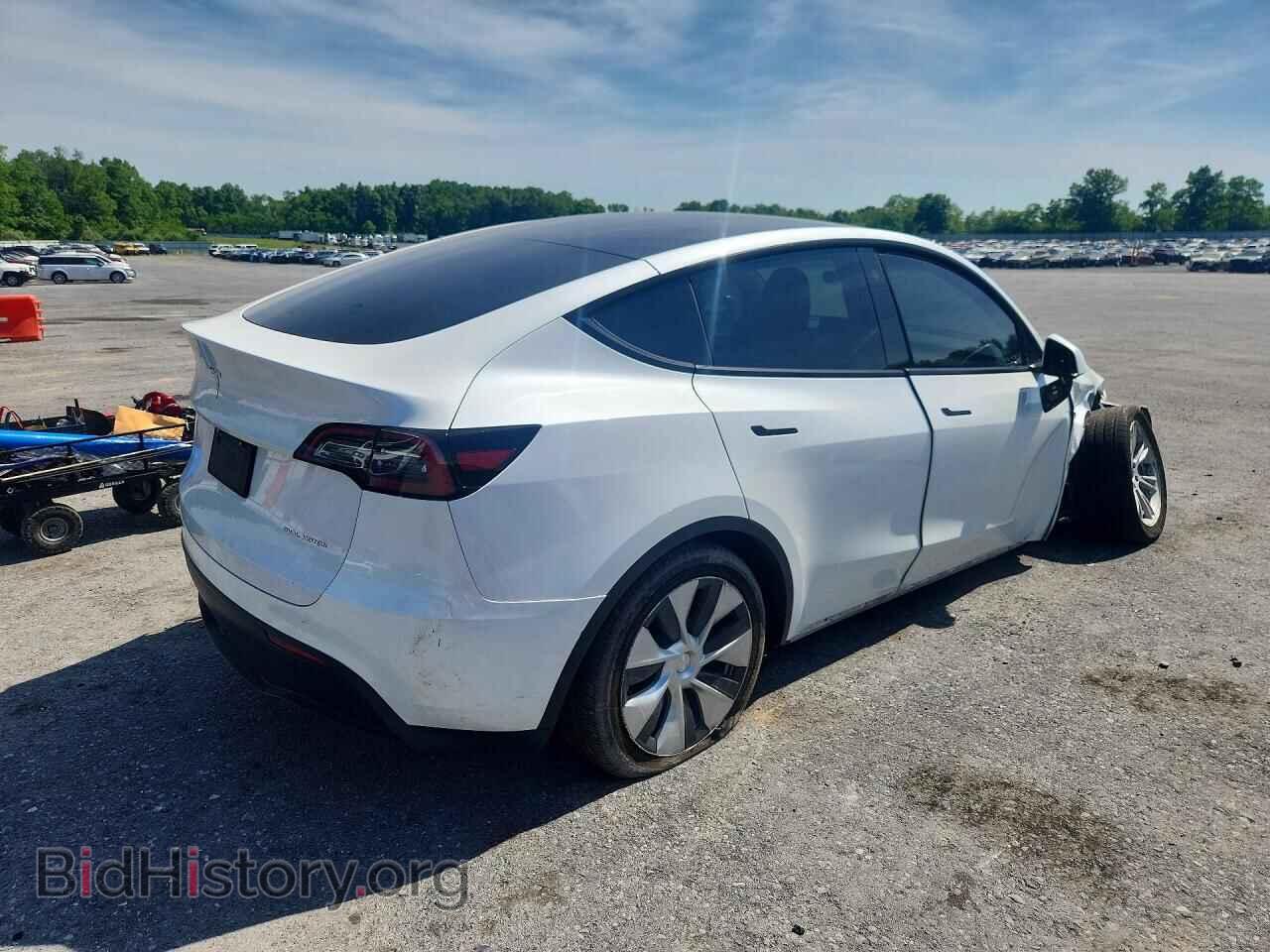 2023 TESLA MODEL Y - VIN: 7SAYGAEE9PF673330 - Photo 3