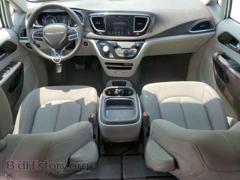 2019 Chrysler PACIFICA (VIN 2C4RC1FG8KR531822) — фото 8 из 14