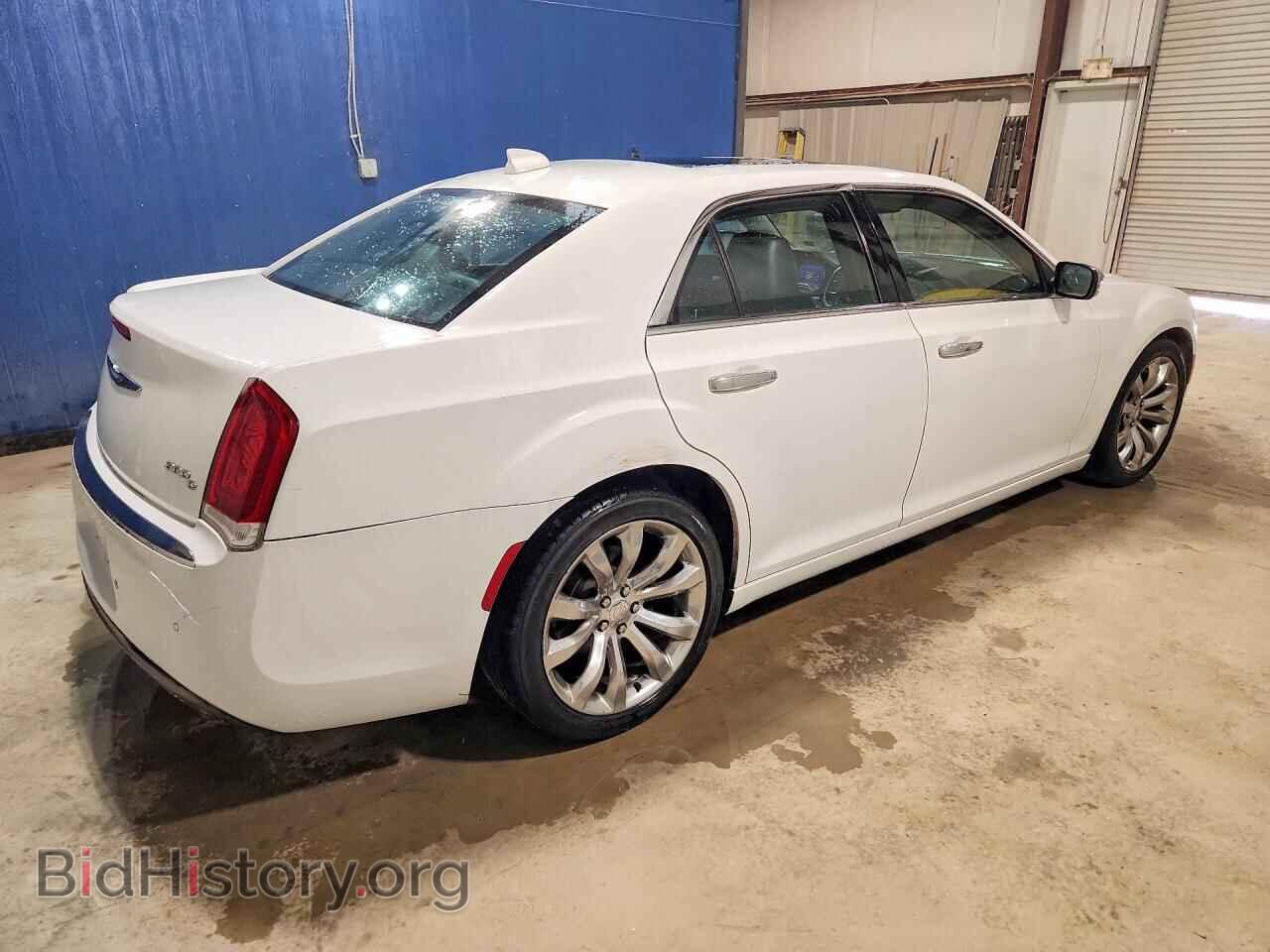 2017 CHRYSLER 300 - VIN: 2C3CCAEG5HH586819 - Фото 3