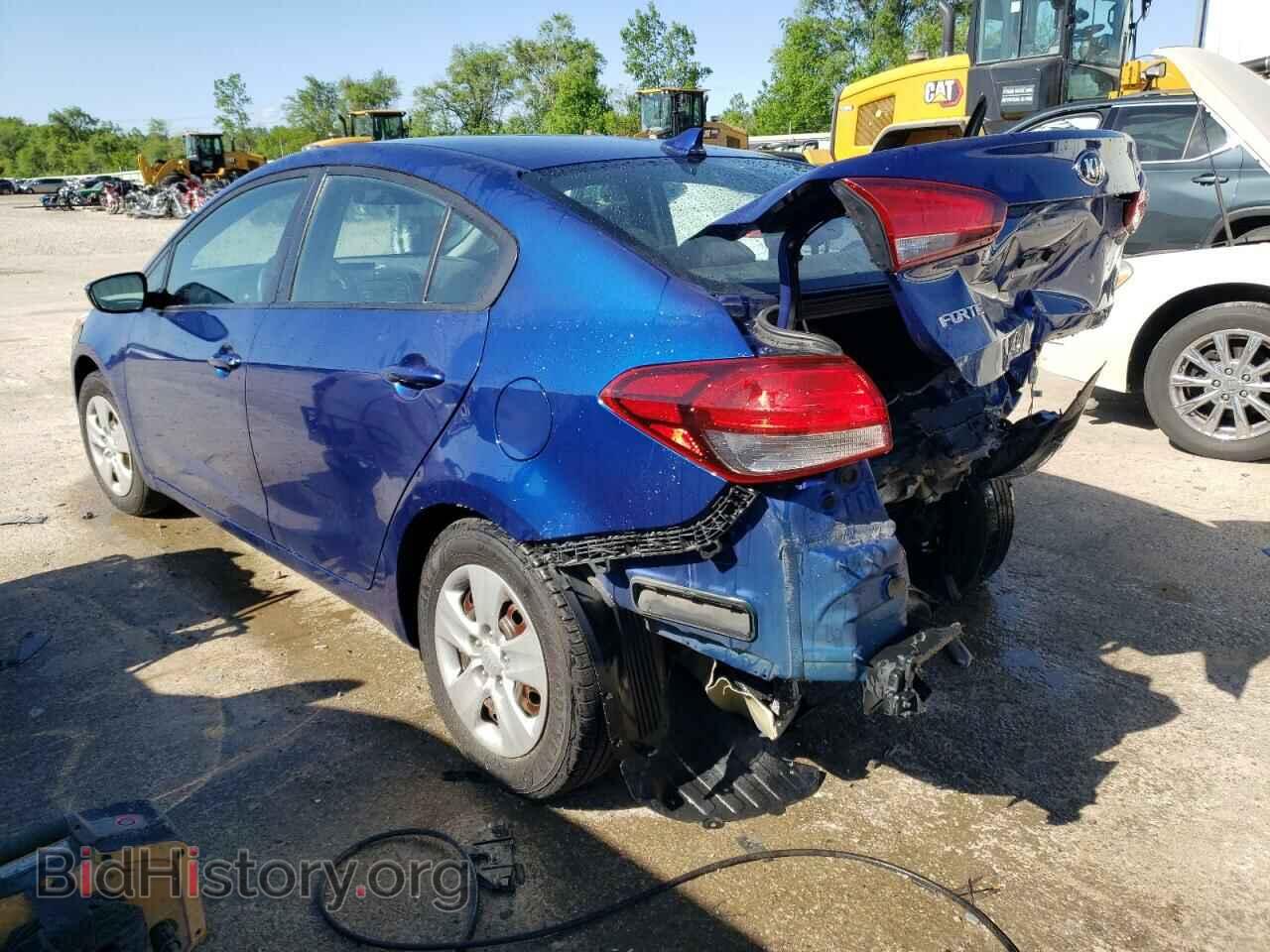 2017 KIA FORTE - VIN: 3KPFK4A78HE053233 - Фото 2