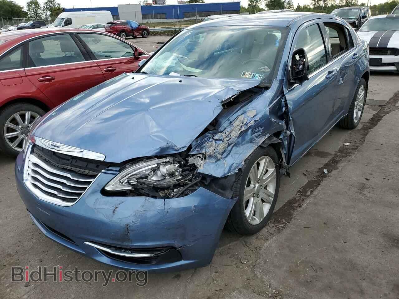 2011 CHRYSLER 200 - VIN: 1C3BC1FB0BN612210 - Фото 2