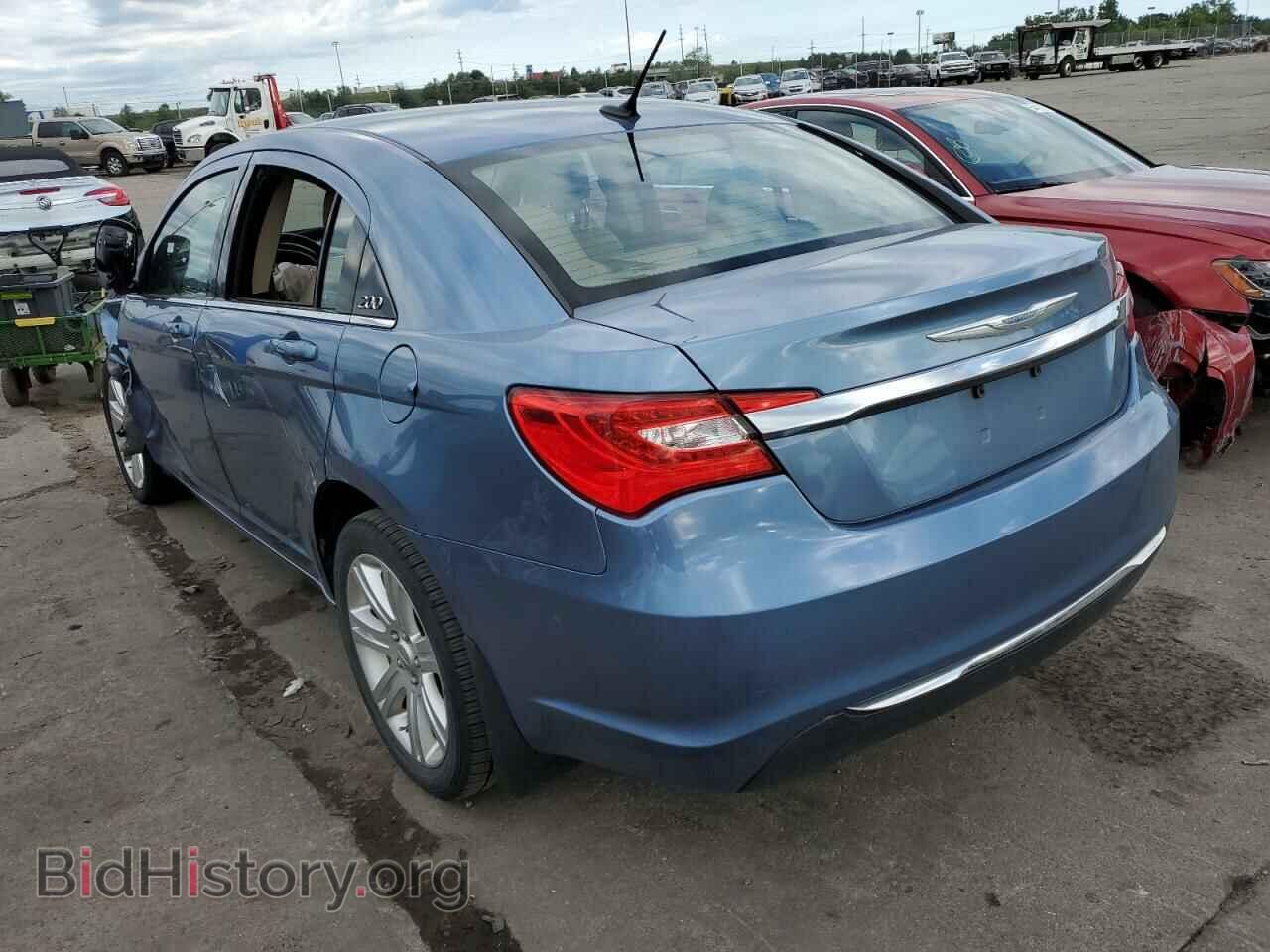 2011 CHRYSLER 200 - VIN: 1C3BC1FB0BN612210 - Фото 3