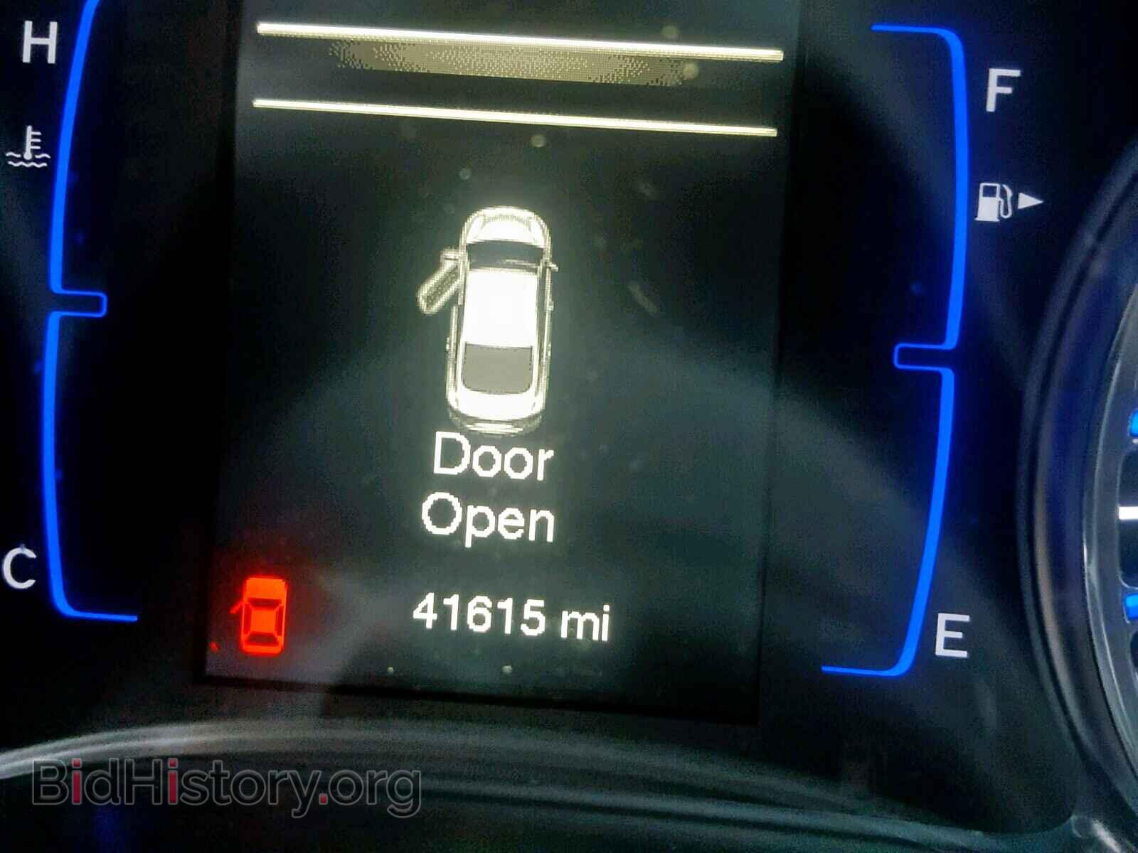 2016 CHRYSLER 200 - VIN: 1C3CCCAB7GN190922 - Фото 8