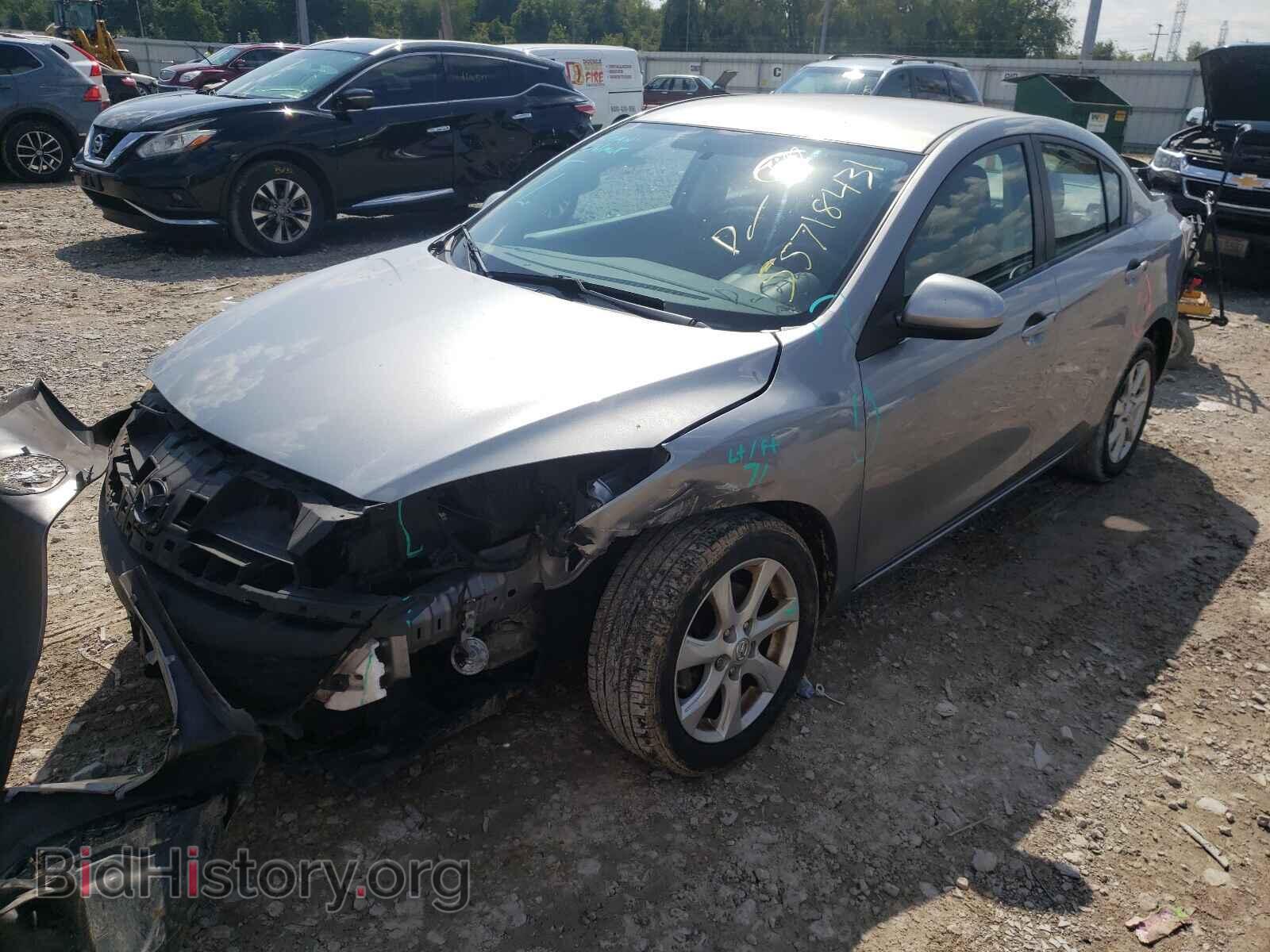 2011 MAZDA 3 - VIN: JM1BL1VF4B1472475 - Photo 2