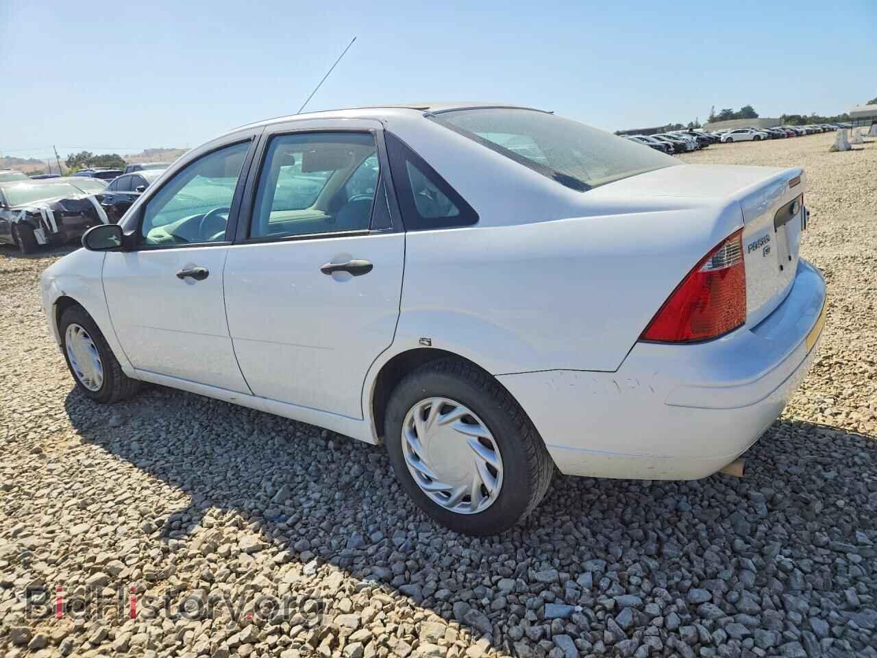 2007 FORD FOCUS - VIN: 1FAHP34N57W330994 - Фото 2