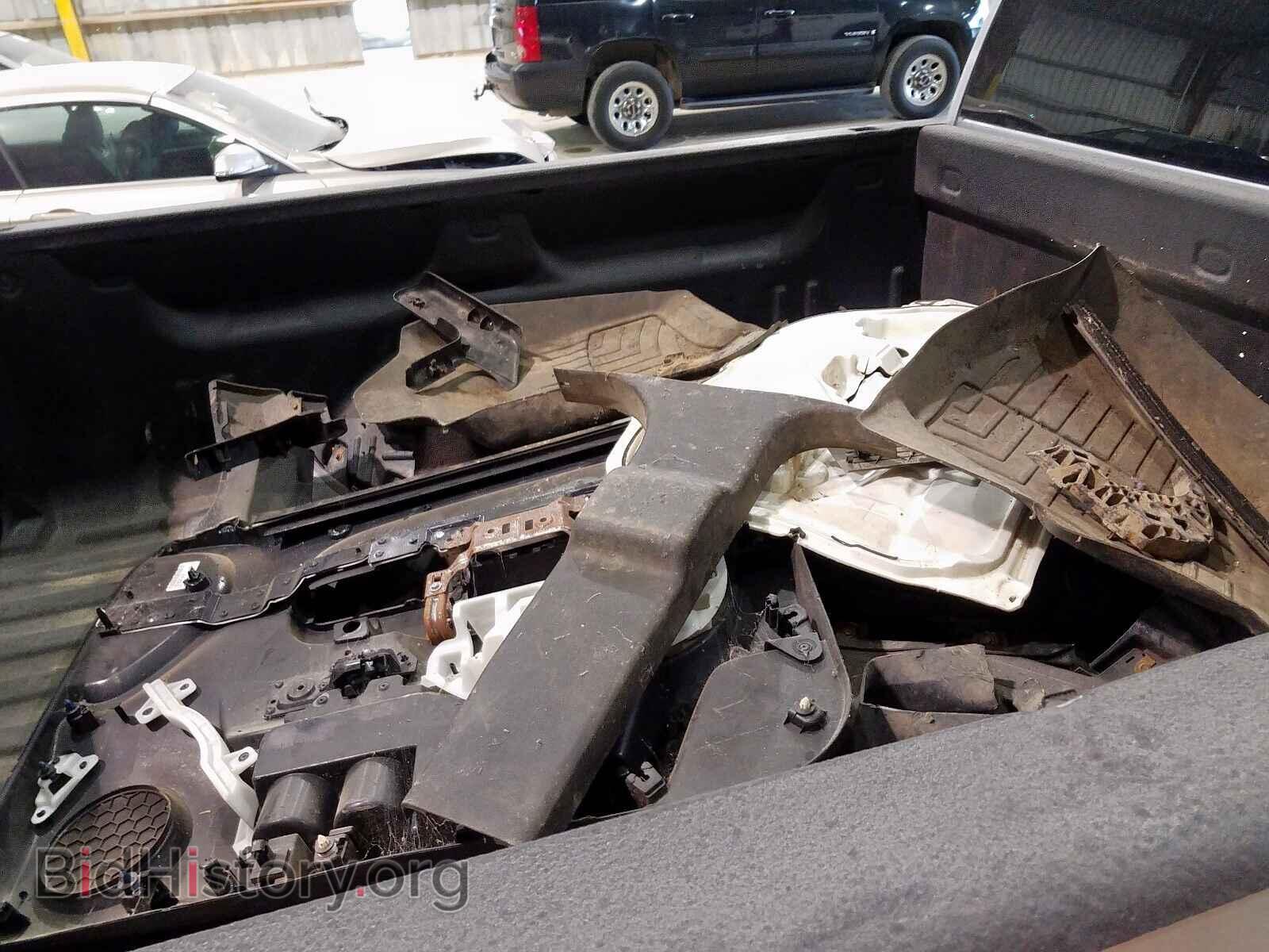 2011 GMC SIERRA - VIN: 1GT120CG2BF248208 - Фото 9