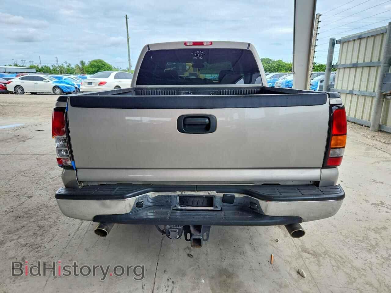 2005 GMC SIERRA - VIN: 2GTEC13TX51397513 - Фото 6