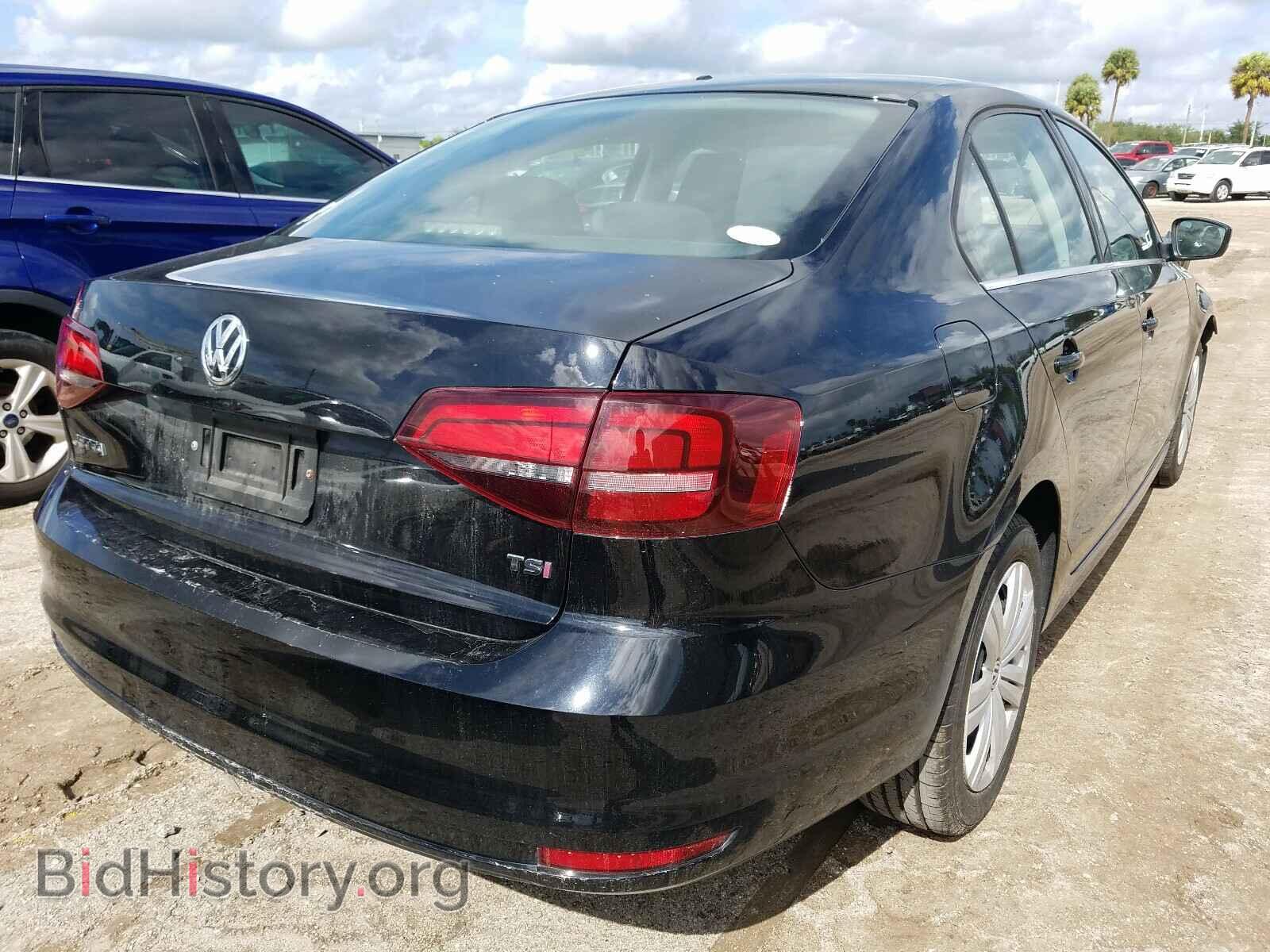 2017 VOLKSWAGEN JETTA - VIN: 3VW2B7AJ4HM335576 - Фото 4