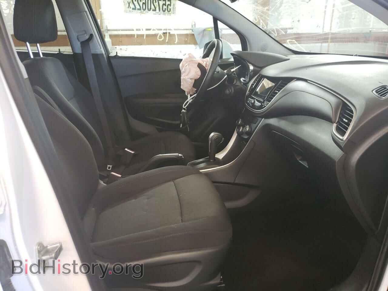2019 CHEVROLET TRAX - VIN: 3GNCJPSB3KL220294 - Фото 5