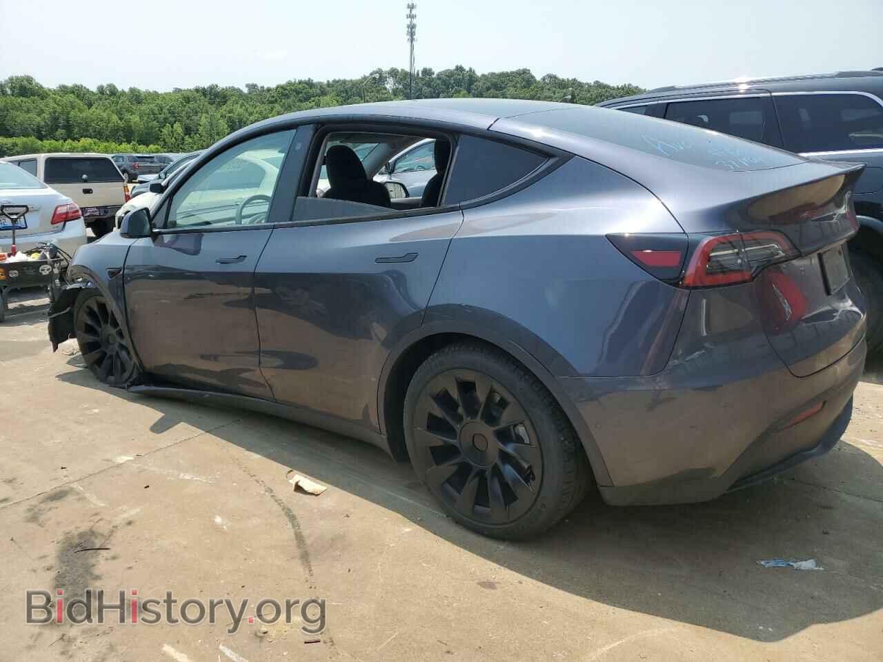 2022 TESLA MODEL Y - VIN: 7SAYGDEE2NF456703 - Фото 2