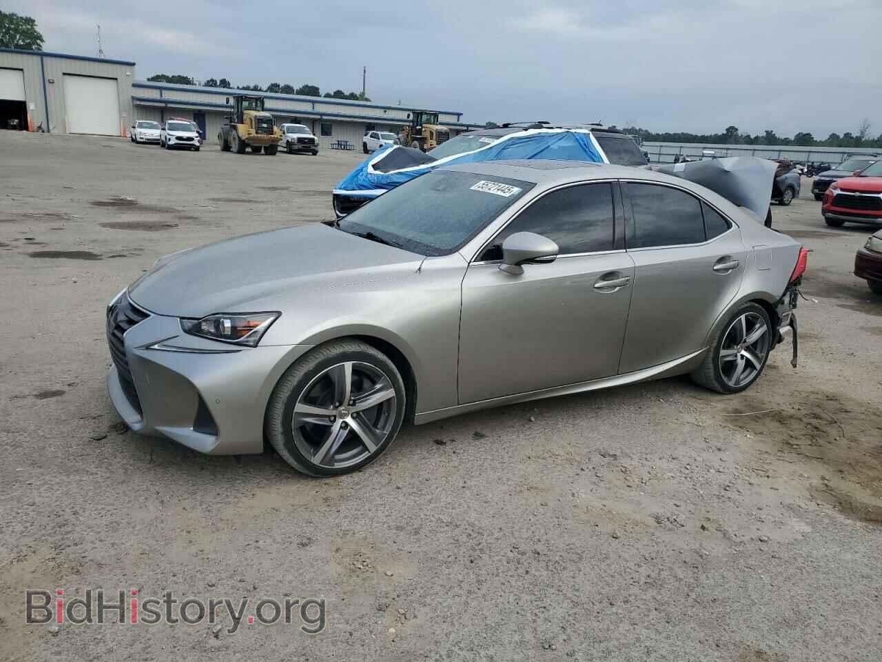 Photo JTHBA1D23H5058334 - LEXUS IS 2017