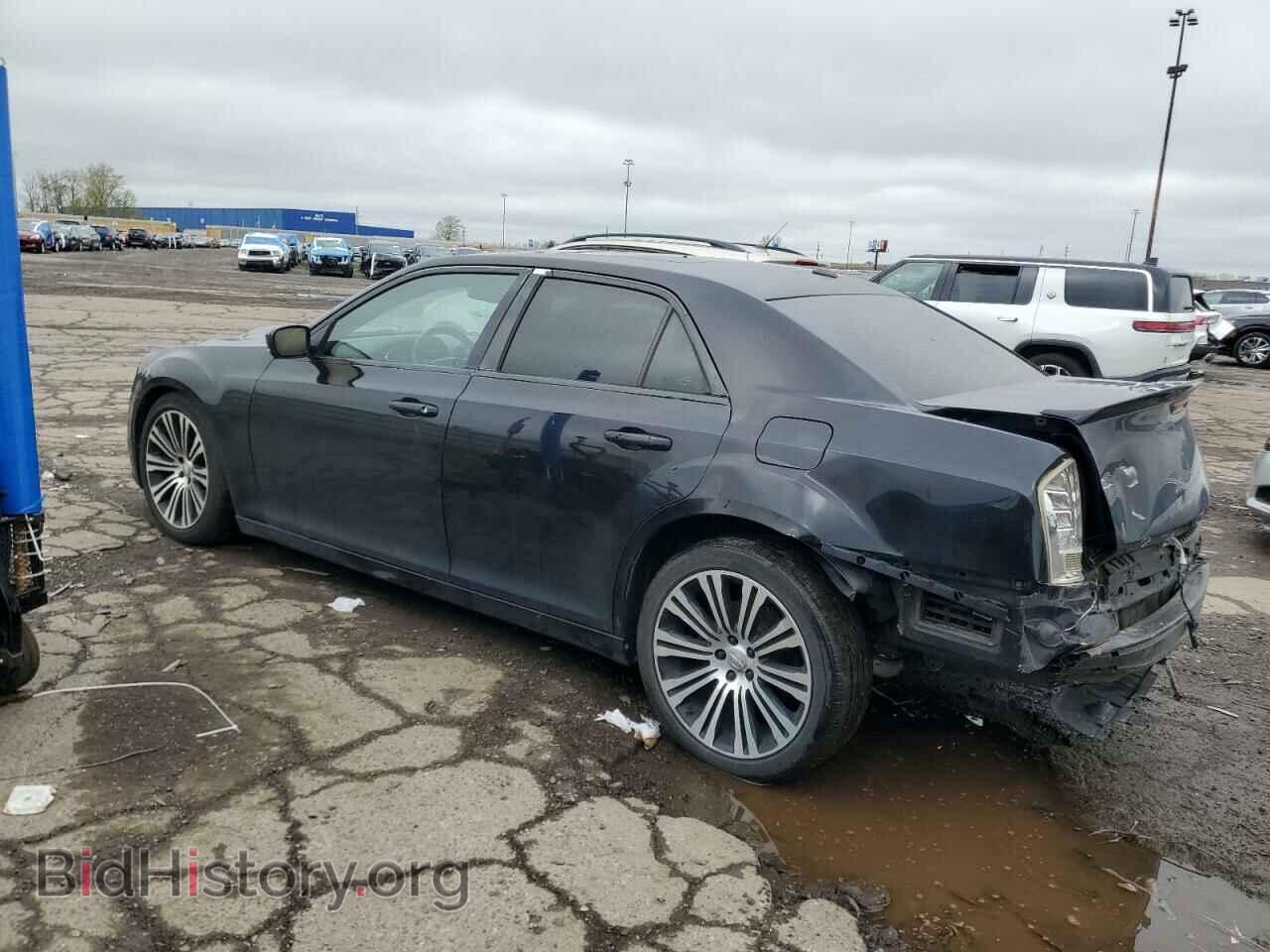 2013 CHRYSLER 300 - VIN: 2C3CCABT5DH731921 - Фото 2