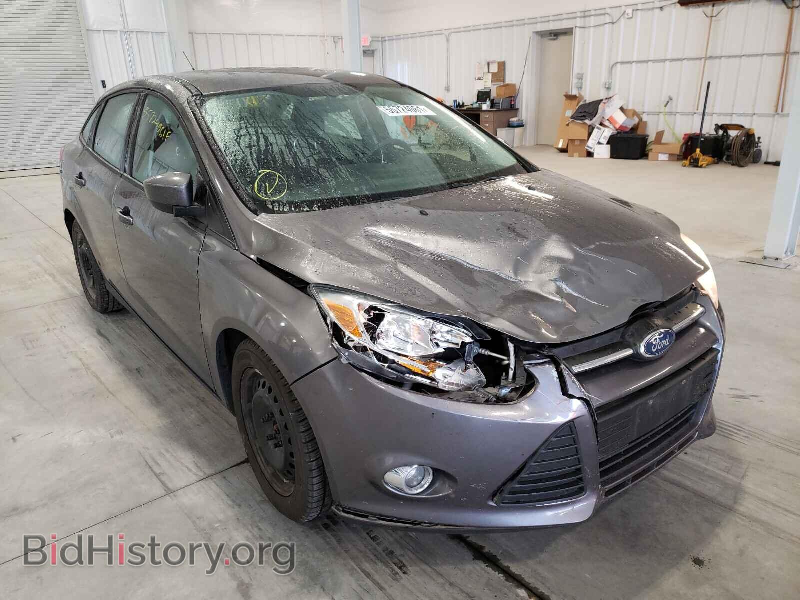 Photo 1FAHP3F28CL217815 - FORD FOCUS 2012