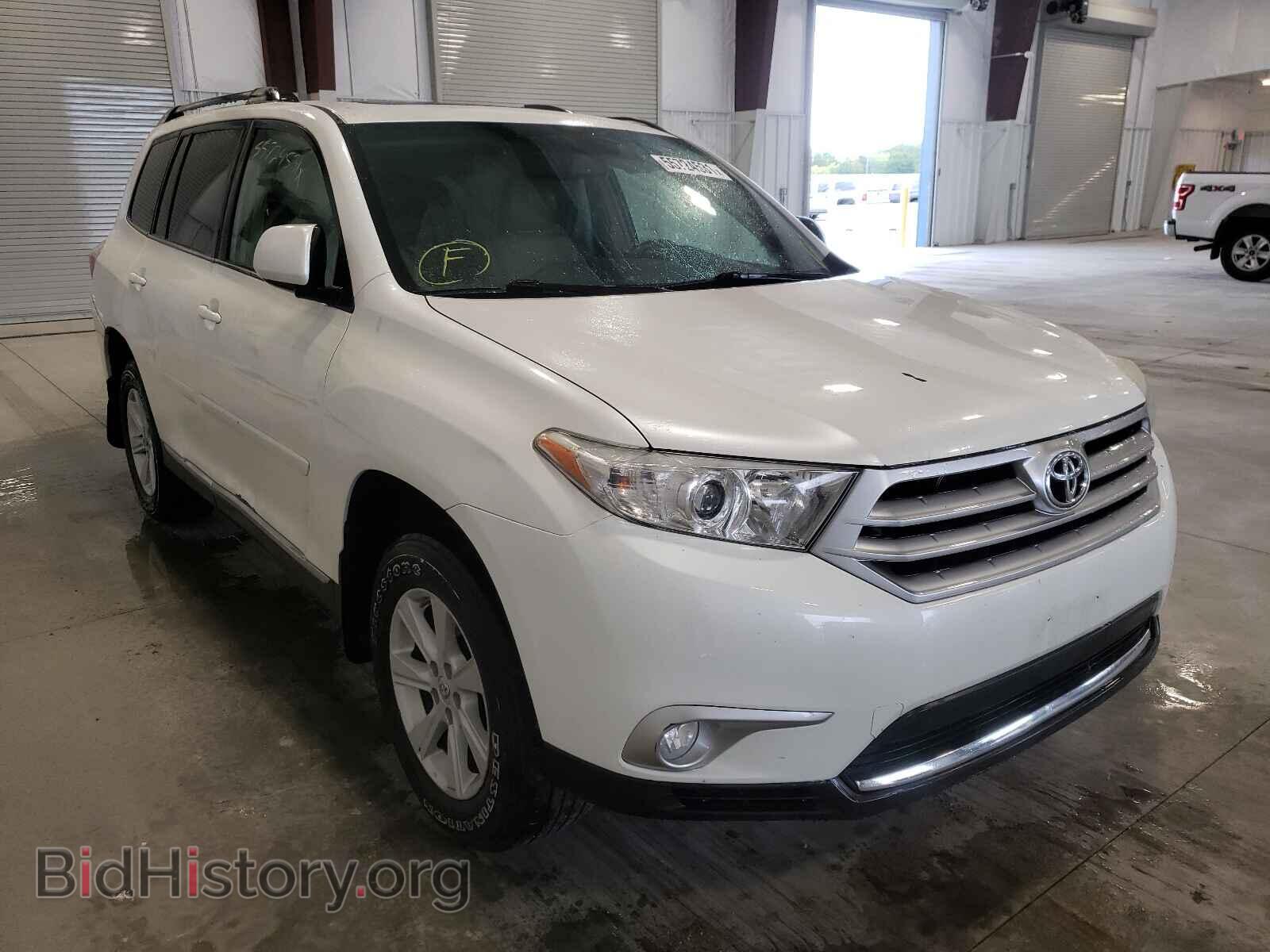 Фотография 5TDBK3EH6DS200211 - TOYOTA HIGHLANDER 2013