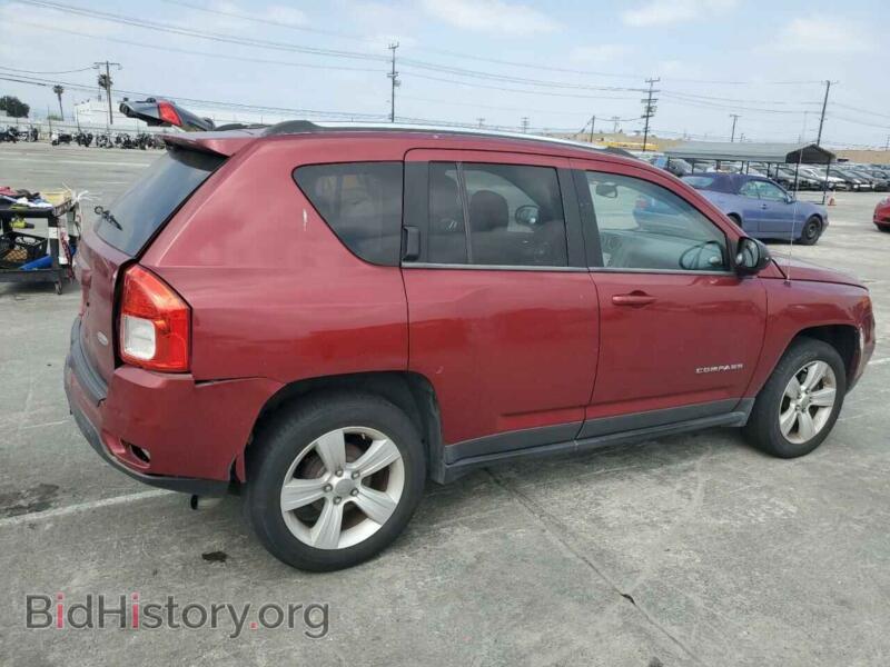 2011 Jeep COMPASS (VIN 1J4NT1FB0BD139353) — photo 3 of 13