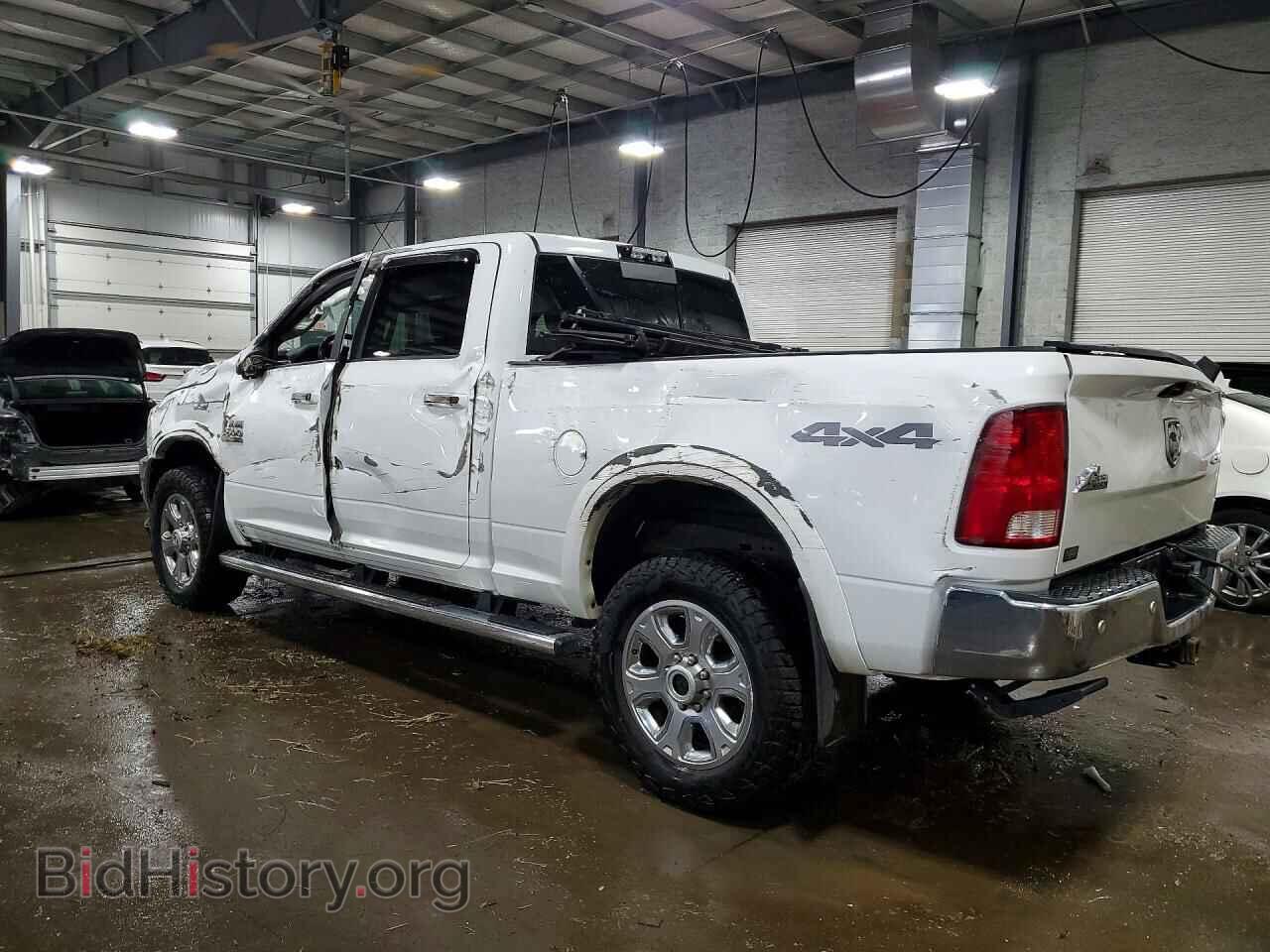 2018 RAM 2500 - VIN: 3C6UR5DL0JG128011 - Photo 2