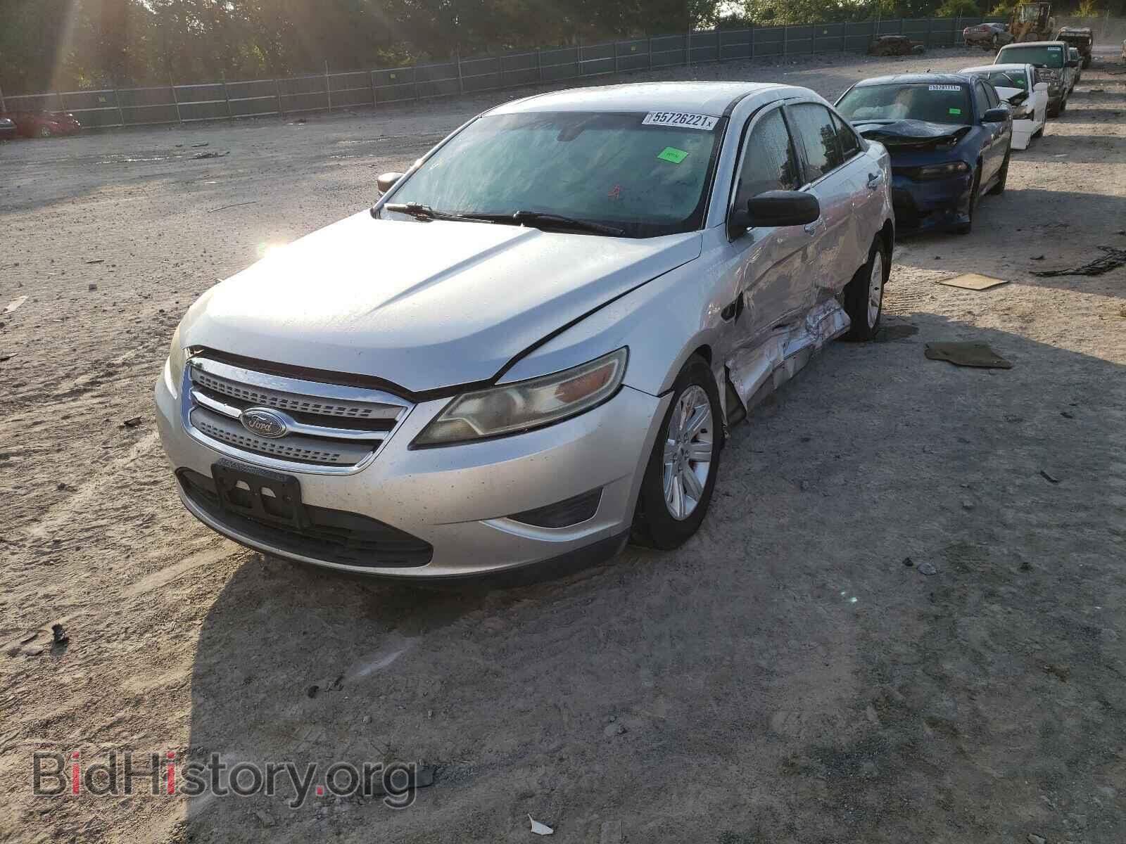 2010 FORD TAURUS - VIN: 1FAHP2DW6AG130629 - Фото 2