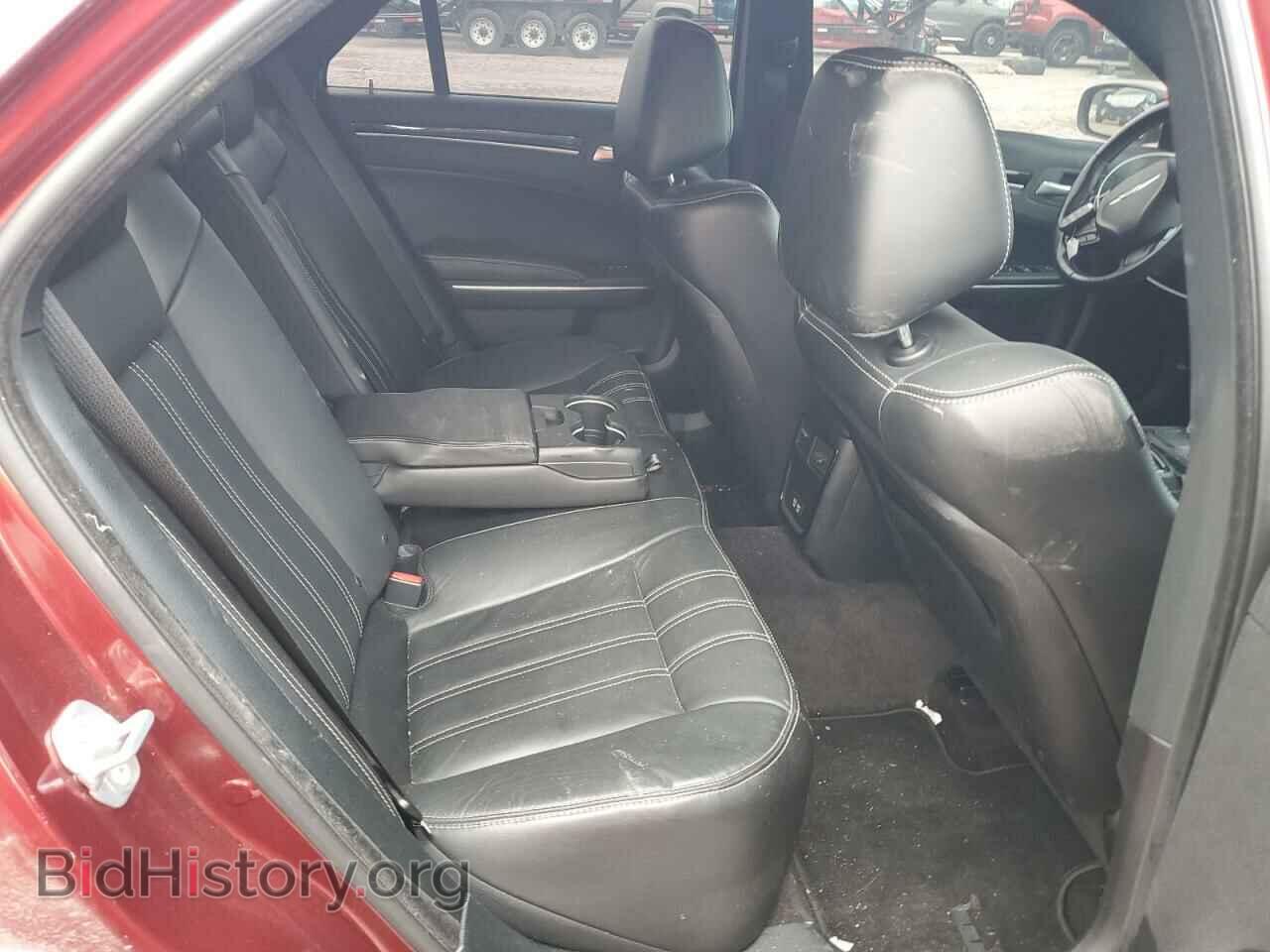 2018 CHRYSLER 300 - VIN: 2C3CCAGG7JH191849 - Photo 10
