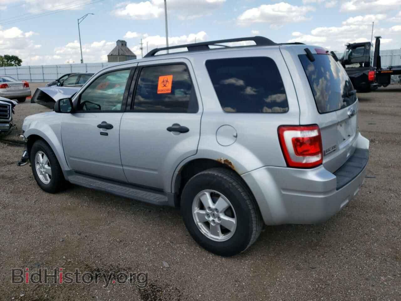 2011 FORD ESCAPE - VIN: 1FMCU9DG0BKC54159 - Фото 2