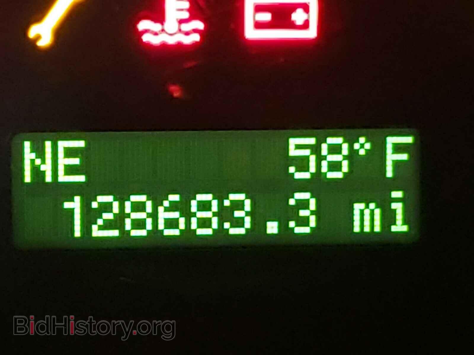 2006 FORD EXPLORER - VIN: 1FMEU73E16UB05413 - Photo 8