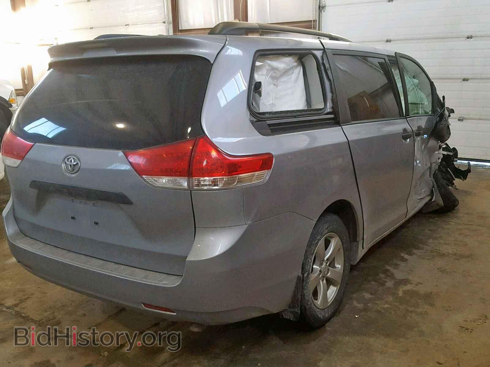 2013 TOYOTA SIENNA BAS - VIN: 5TDZK3DC8DS321083 - Фото 4