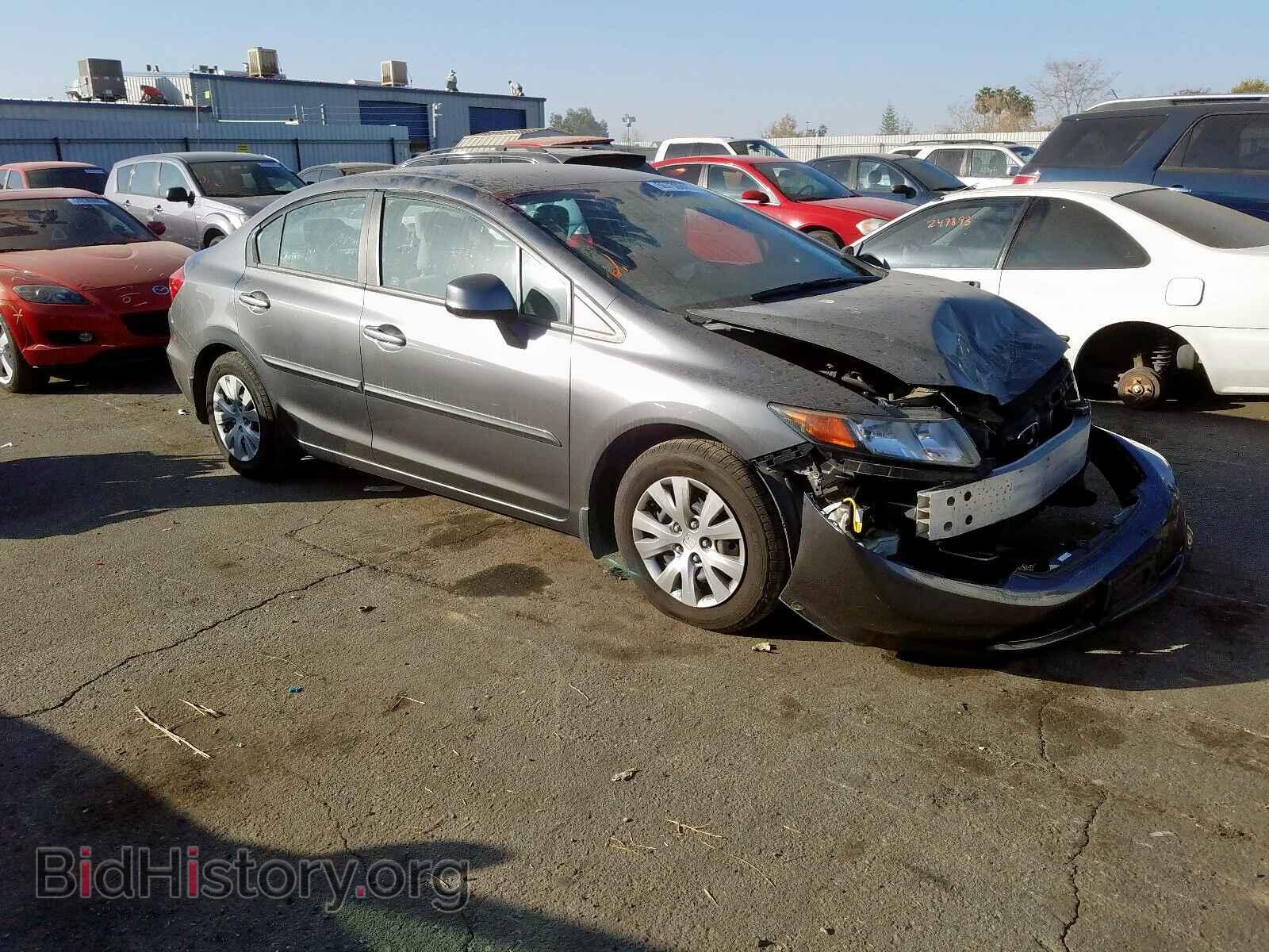 Фотография 19XFB2F56CE371663 - HONDA CIVIC LX 2012