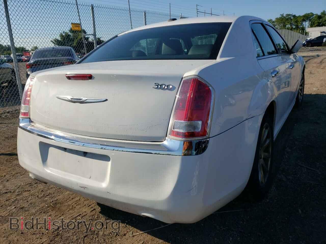 2012 CHRYSLER 300 - VIN: 2C3CCACG9CH250327 - Photo 4